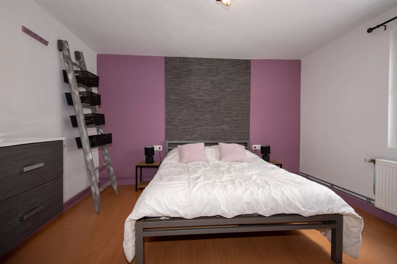 Entre amis 8 personnes-Chambre