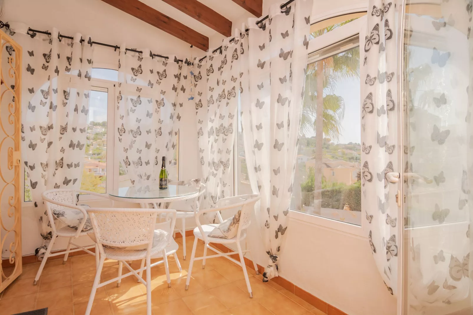 Casa L'órquidia-Recreation room