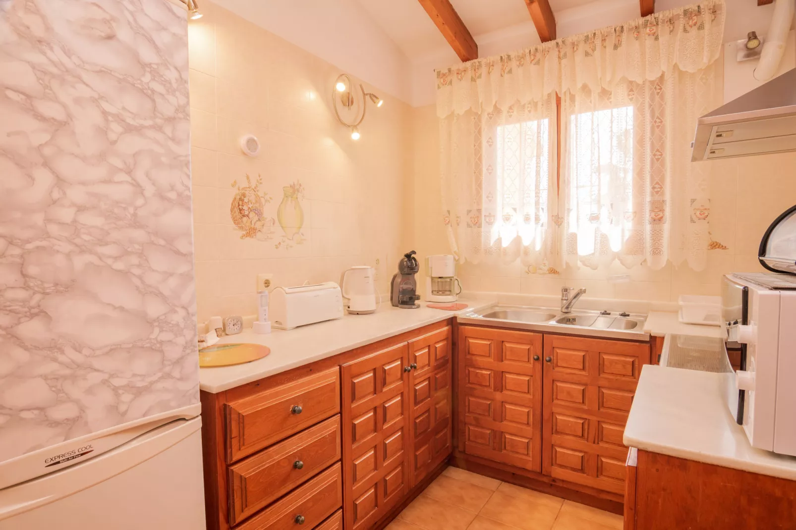 Casa L'órquidia-Kitchen