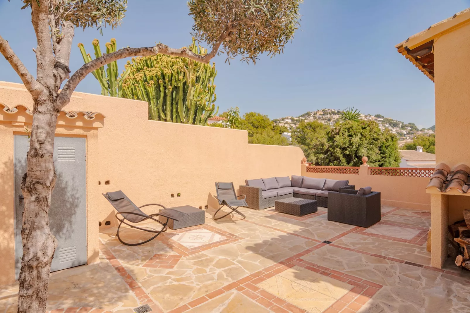Casa L'órquidia-Terrace balcony