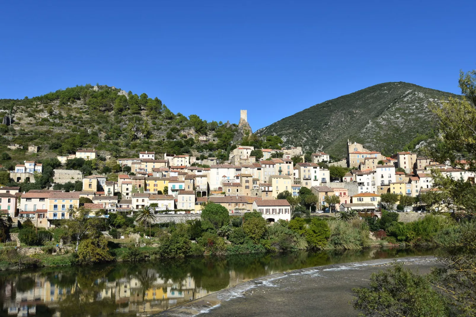 House in the south of France with private pool-Areas summer 1km