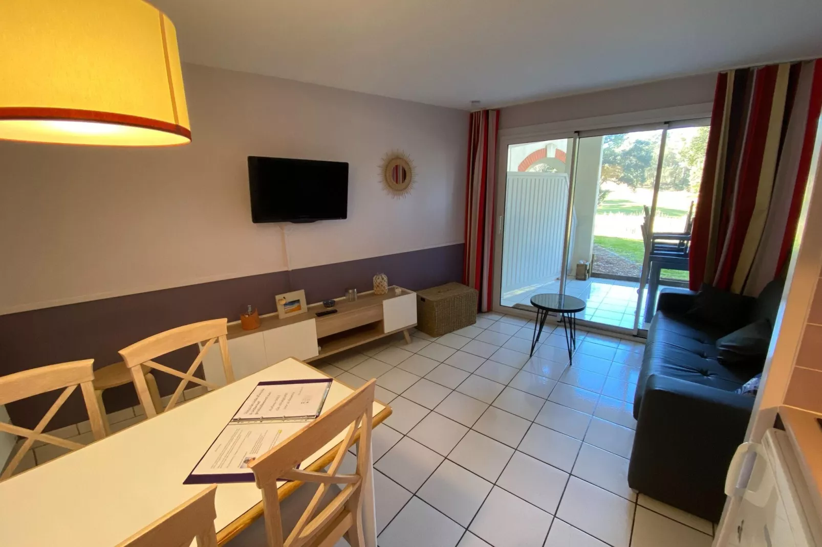 Appartement entre Golf et Océan-Wohnzimmer