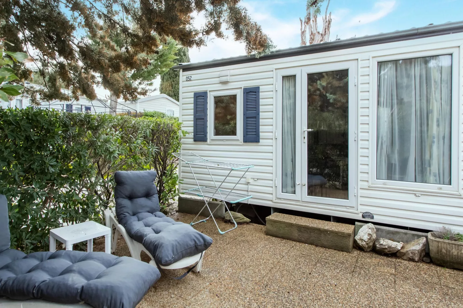Mobilhome Valrose-Gardens summer