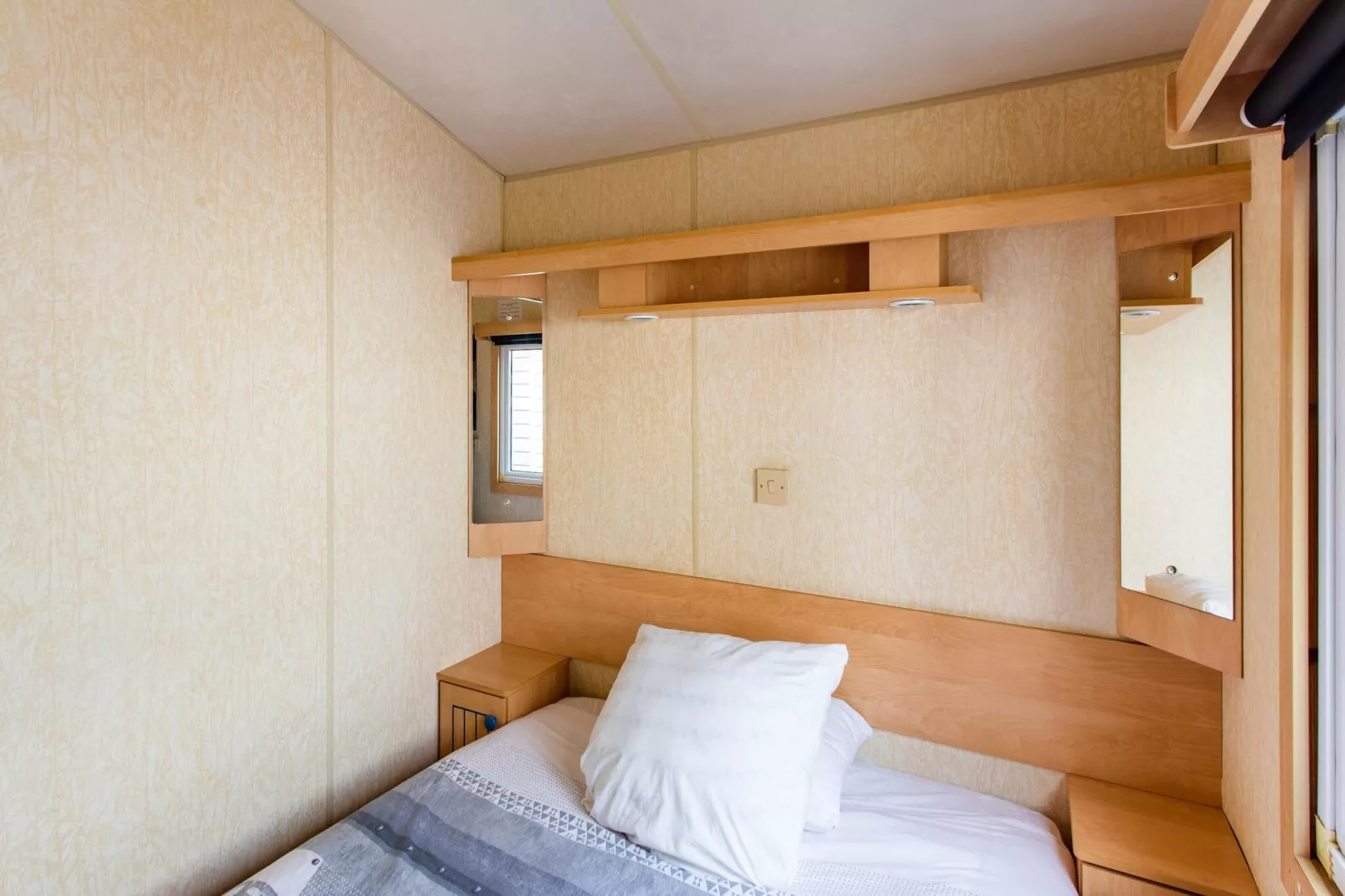 Mobilhome Valrose-Bedroom