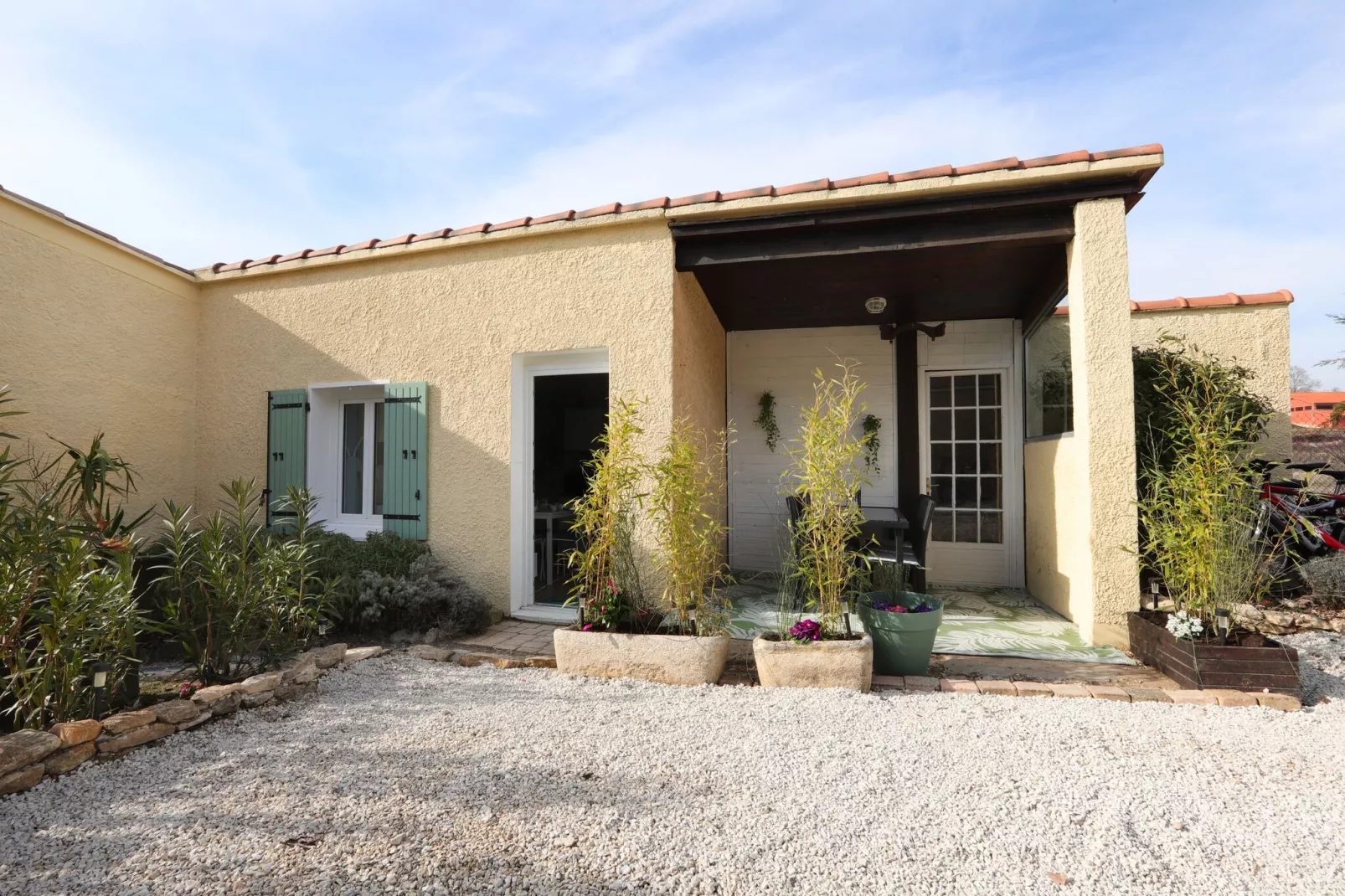 COMBO AVEC PISCINE-Exterior summer