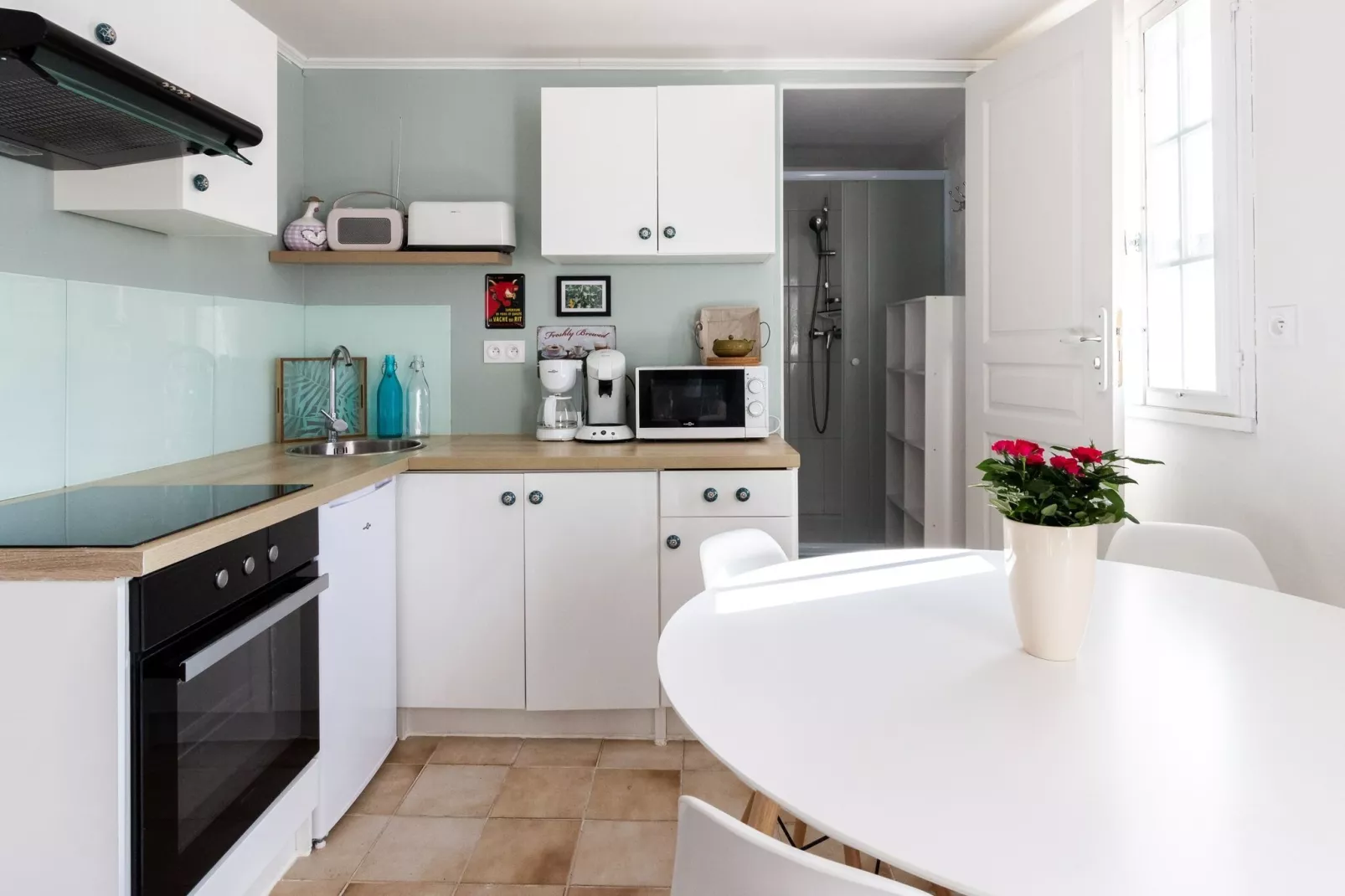 COMBO AVEC PISCINE-Kitchen