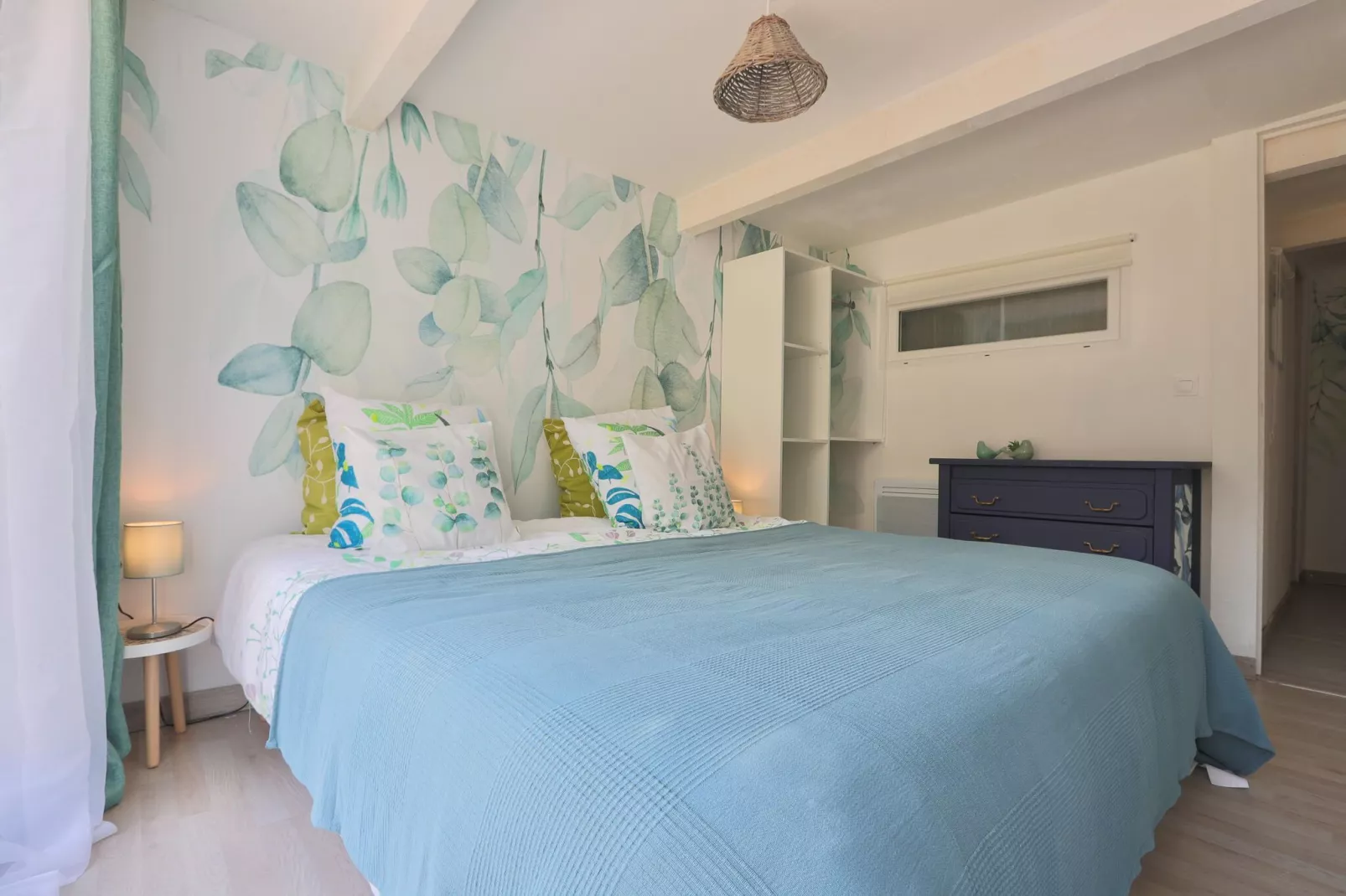 COMBO AVEC PISCINE-Bedroom