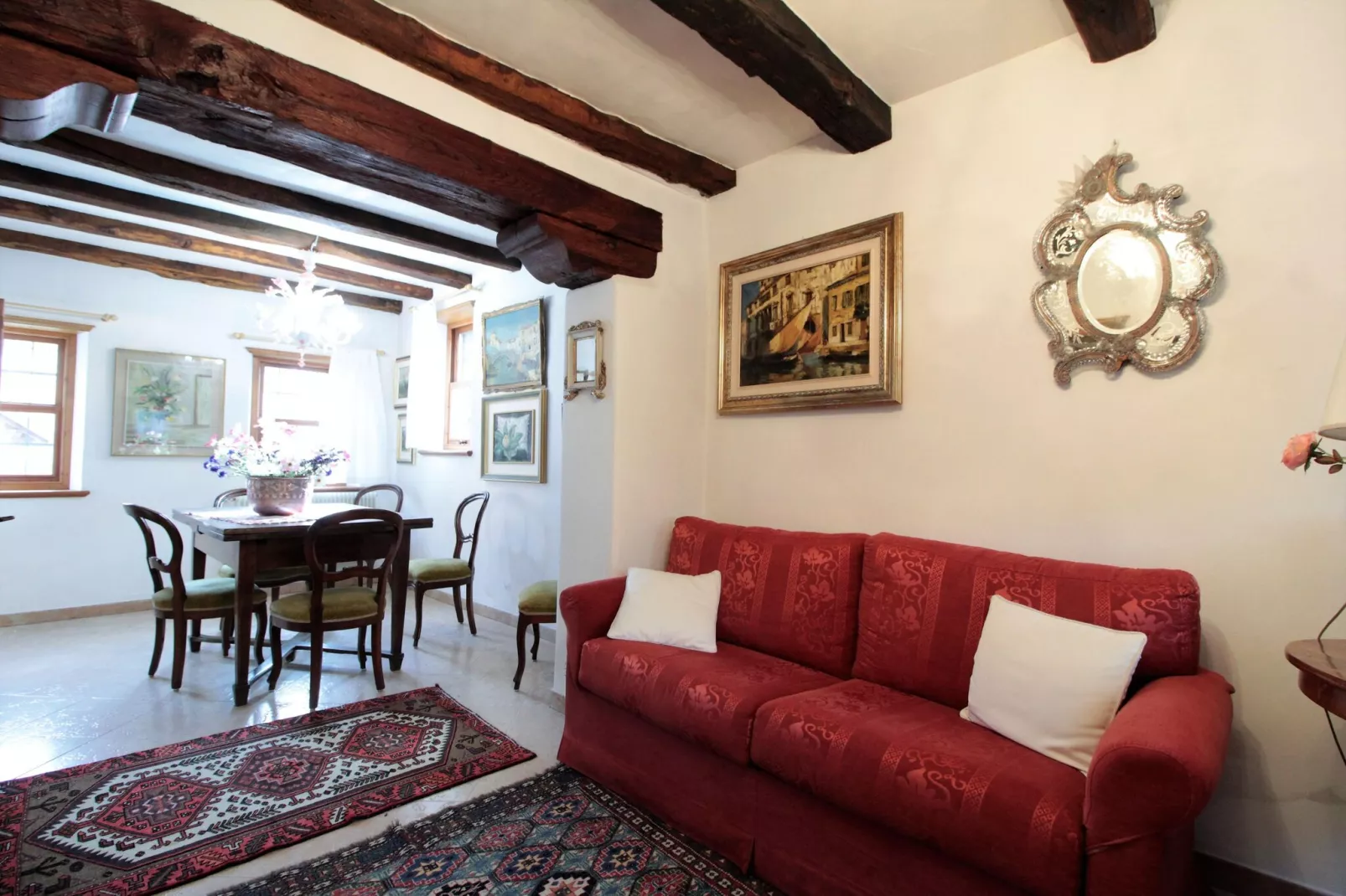 CASA TRAME DEGLI ANGELI-Living room