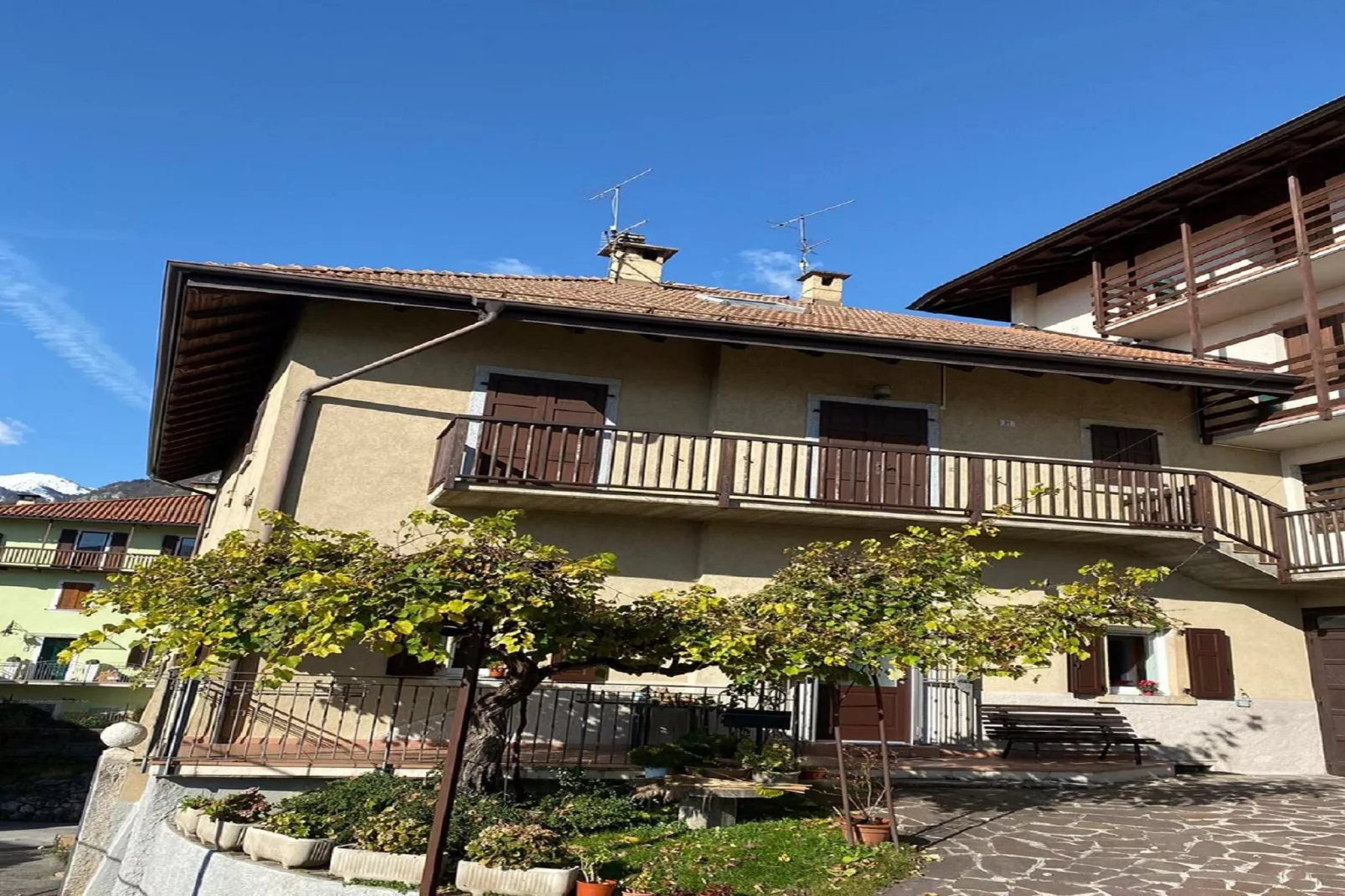 Casa Vacanze a Stenico-Außenbereich Sommer