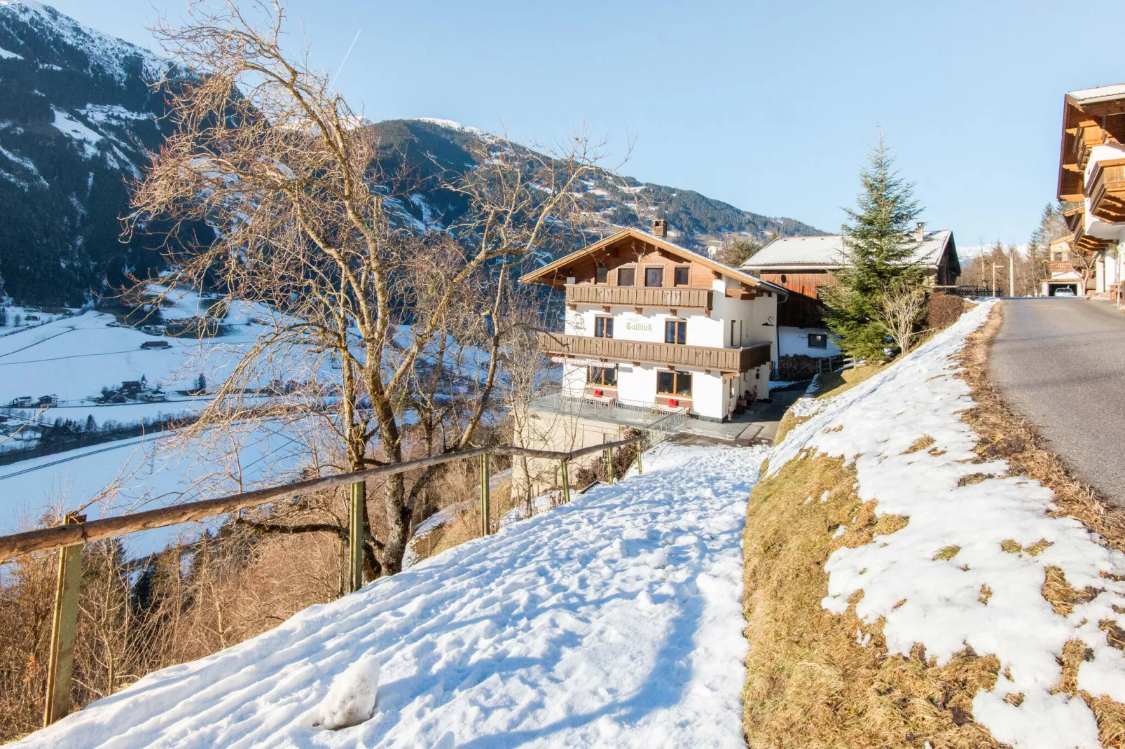 Ferienhaus Talblick-Exterior summer