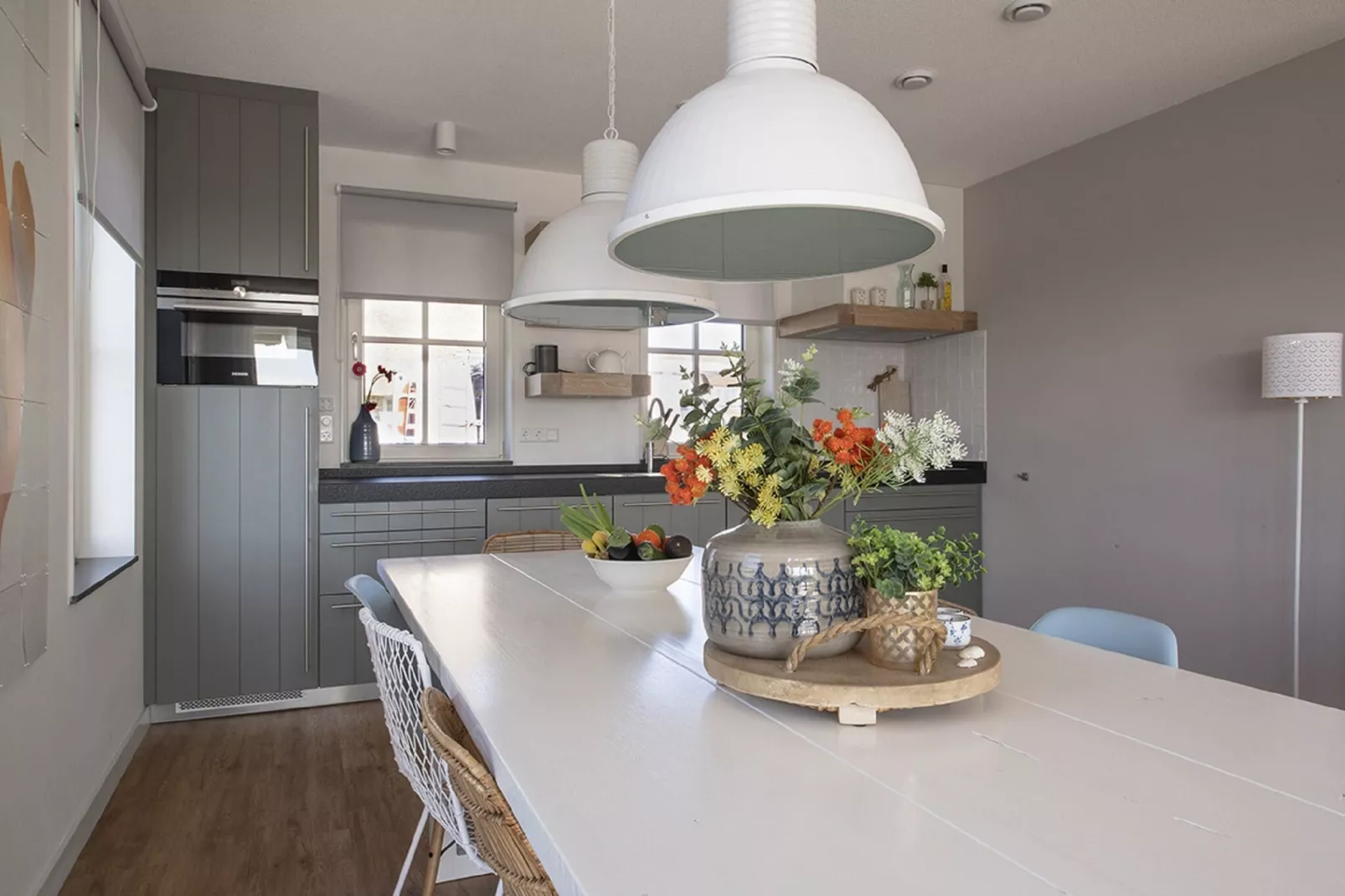 Friese Meren Villa's 22-Kitchen
