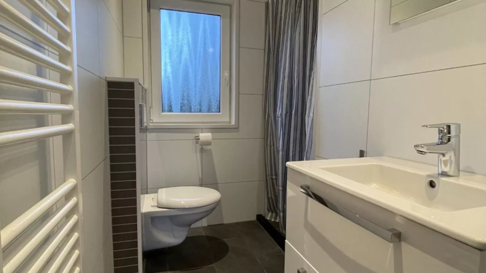 Vledder Aa-Bathroom