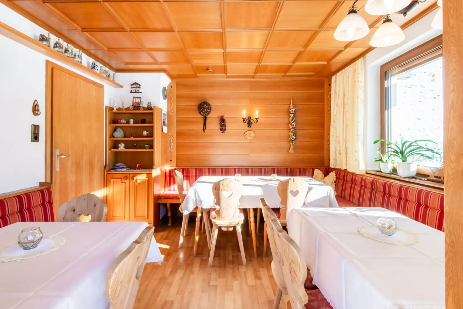 Ferienhaus Talblick-Dining room