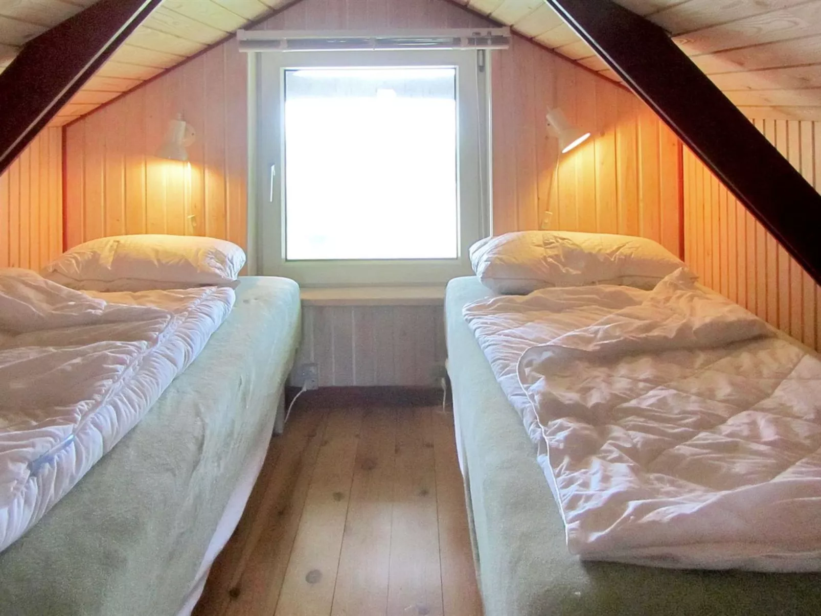 "Erene" - 100m from the sea-Drinnen