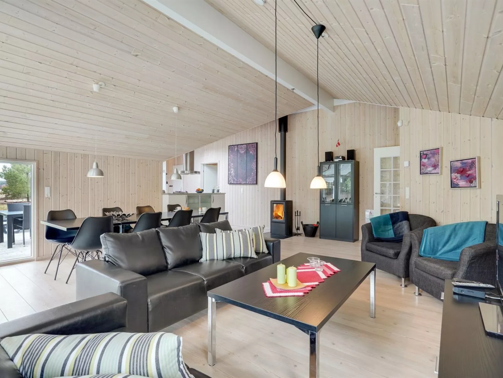 "Krum" - 4.5km from the sea-Drinnen