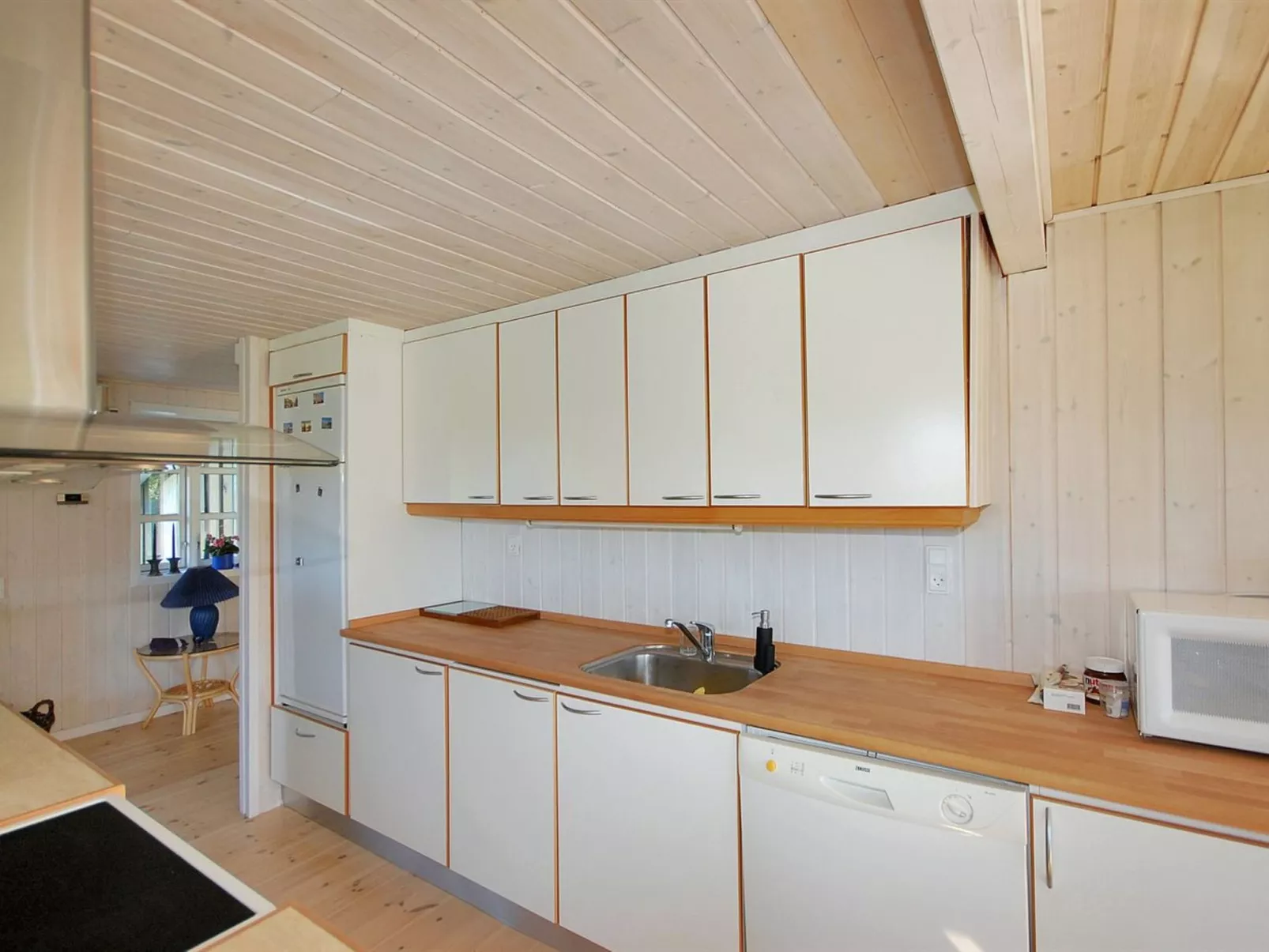 "Tomke" - 1.7km from the sea-Inside
