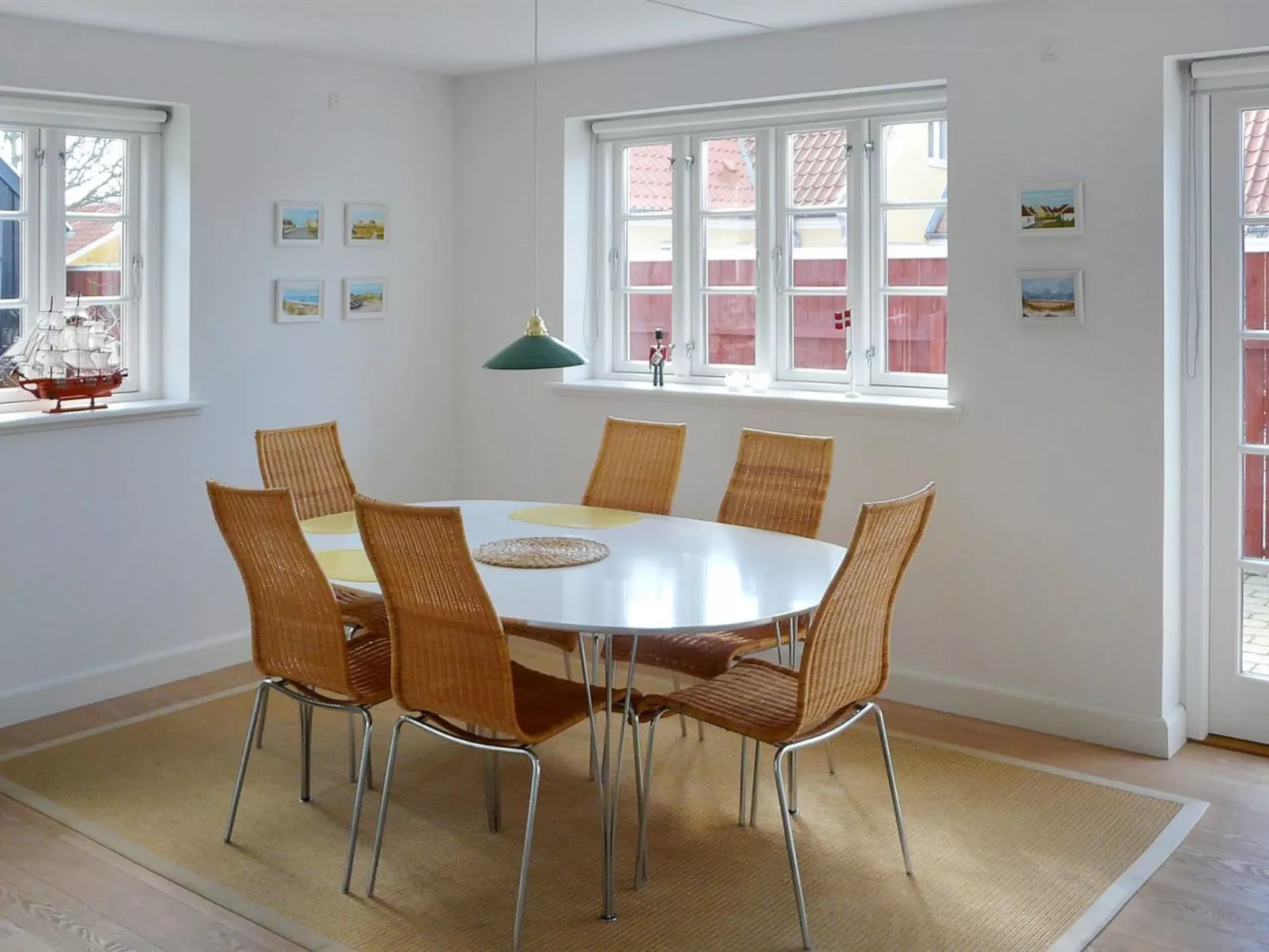 "Tuulia" - 1.1km from the sea-Inside