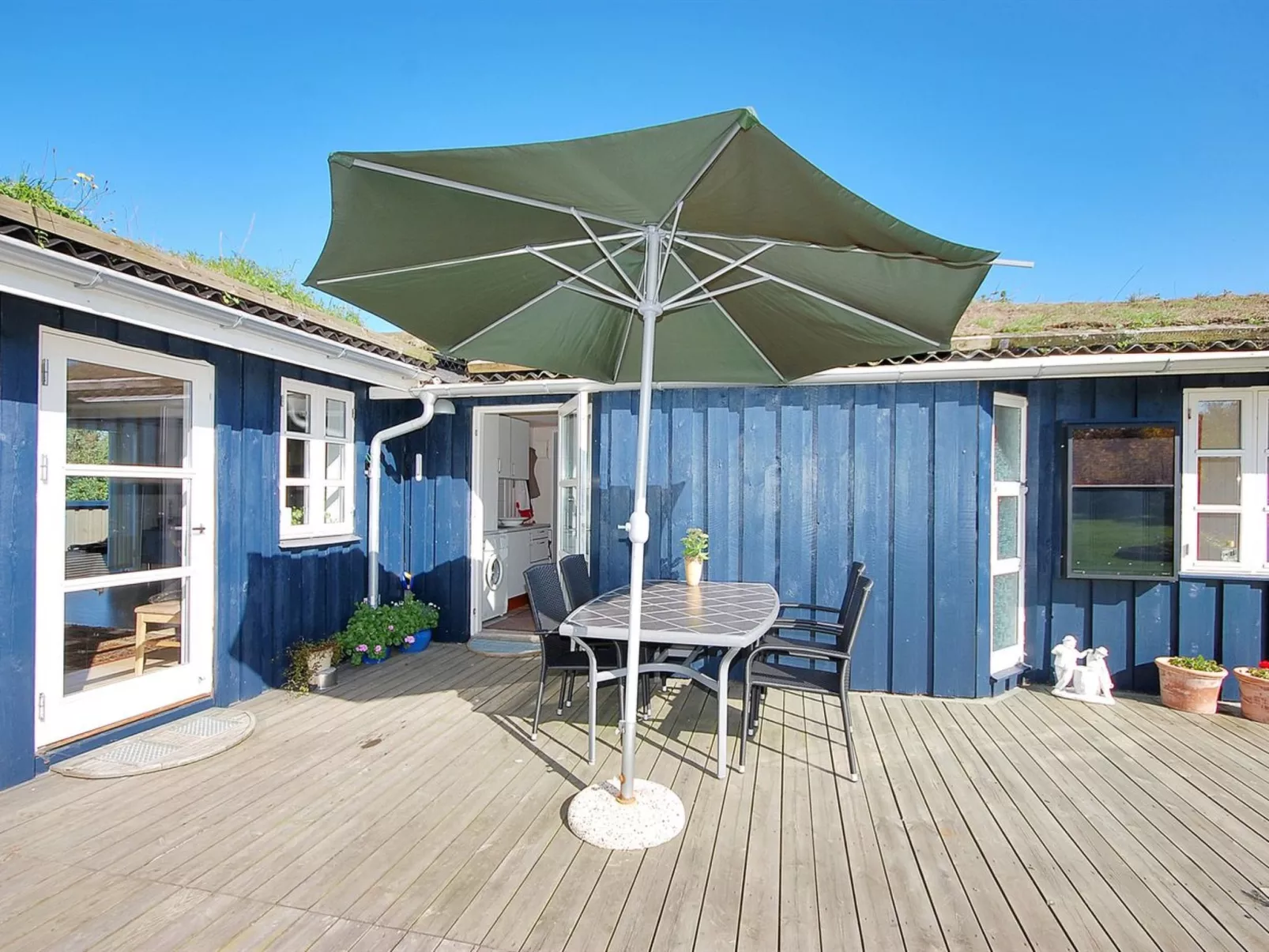 "Tomke" - 1.7km from the sea-Outside