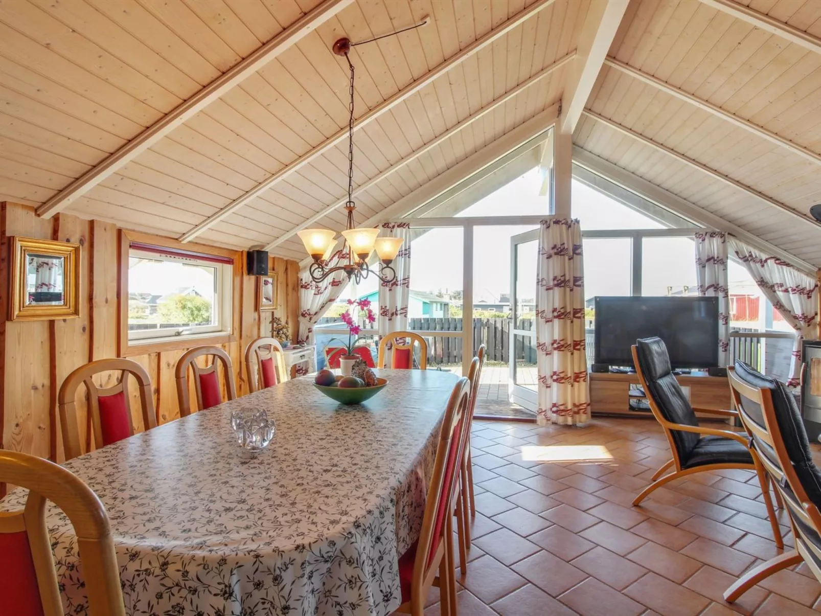 "Freya" - 200m from the sea-Inside