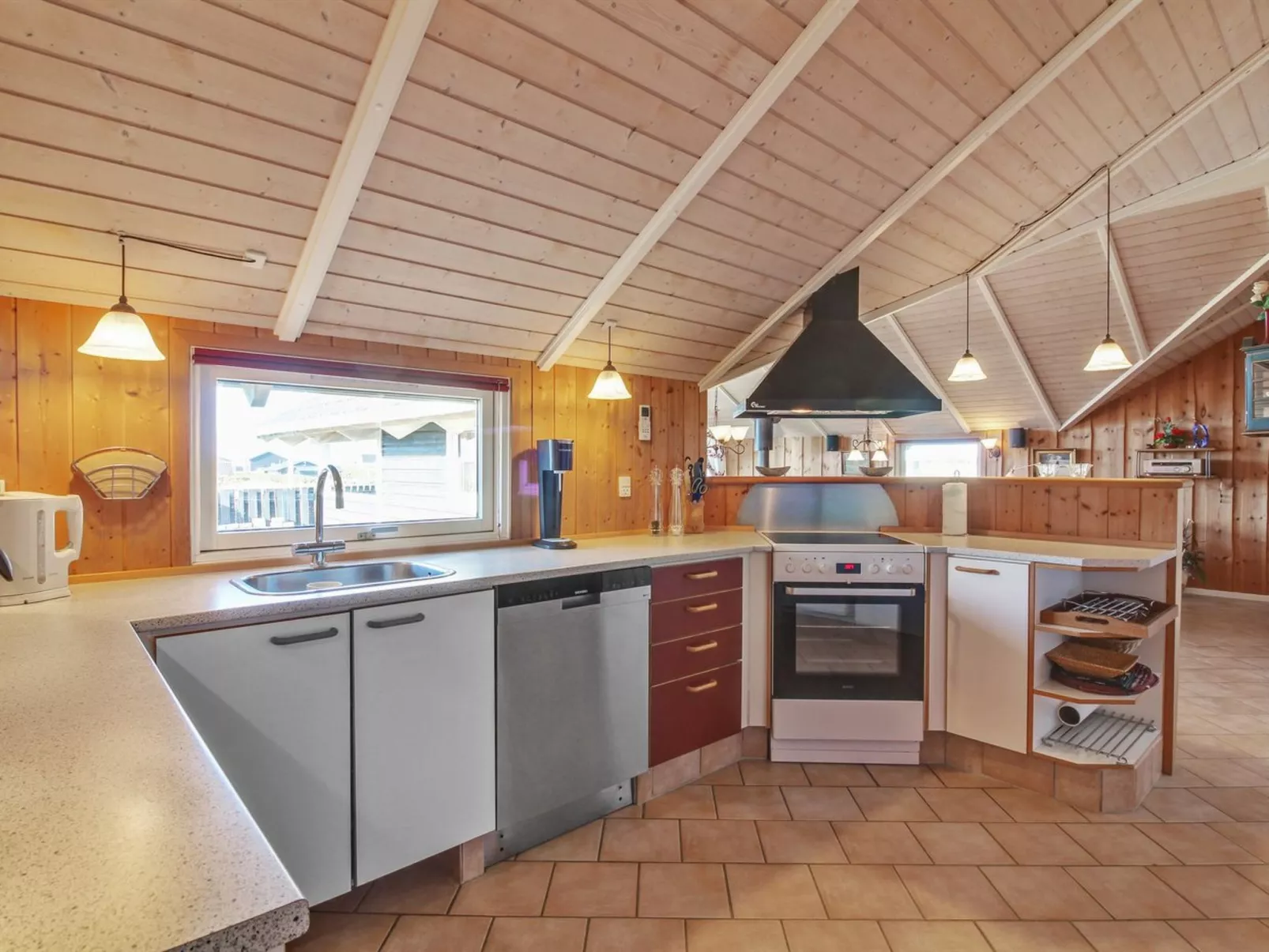 "Freya" - 200m from the sea-Inside