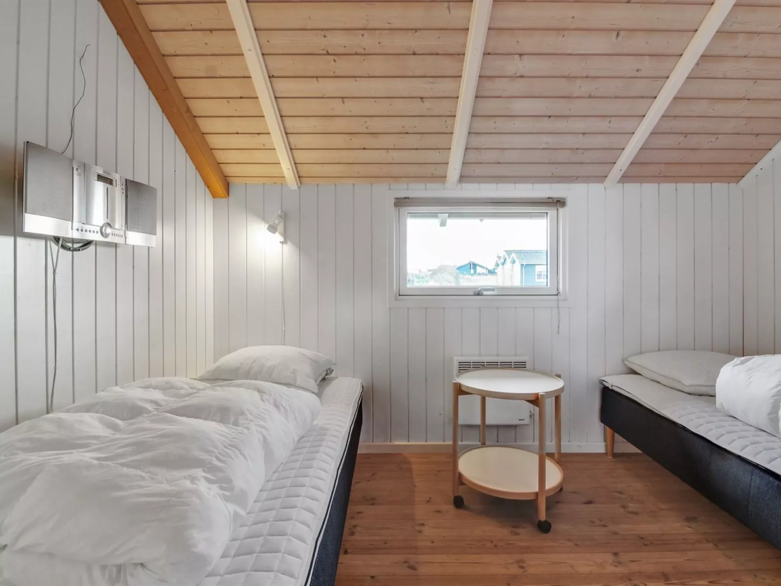 "Freya" - 200m from the sea-Inside