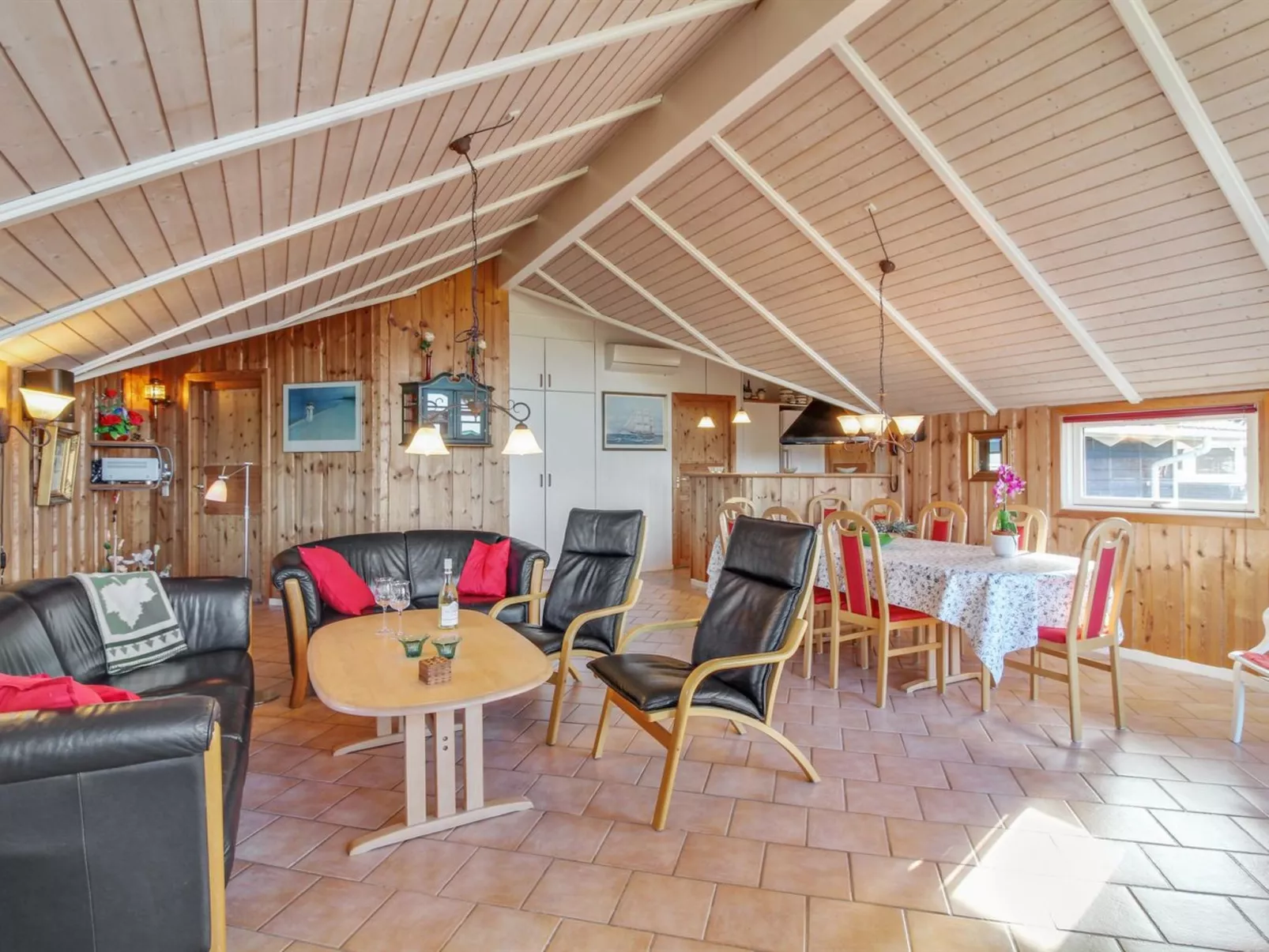 "Freya" - 200m from the sea-Inside