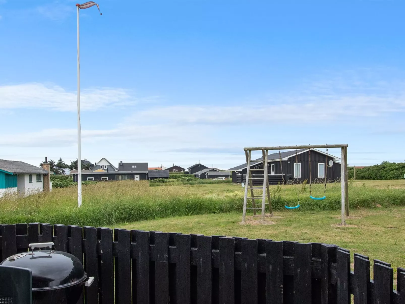 "Freya" - 200m from the sea-Outside