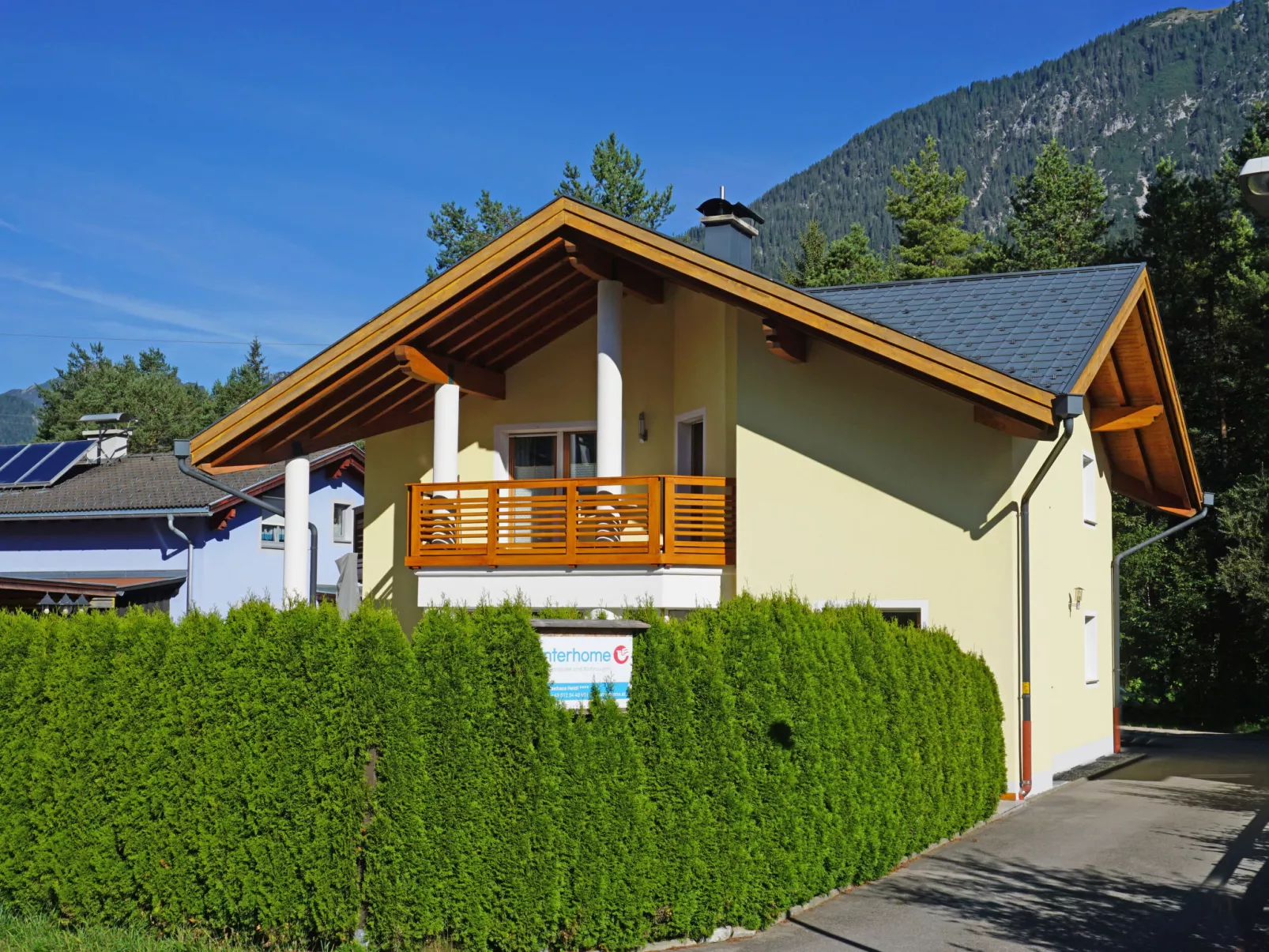Heidi-Dehors