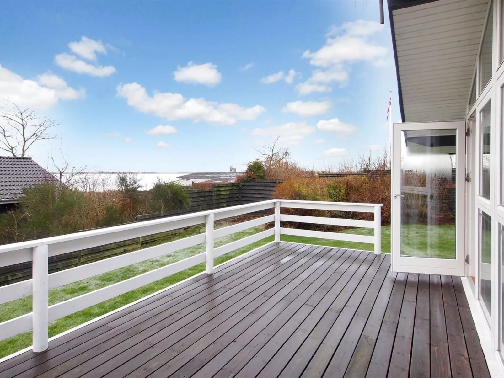 "Wrange" - 150m from the sea-Drinnen
