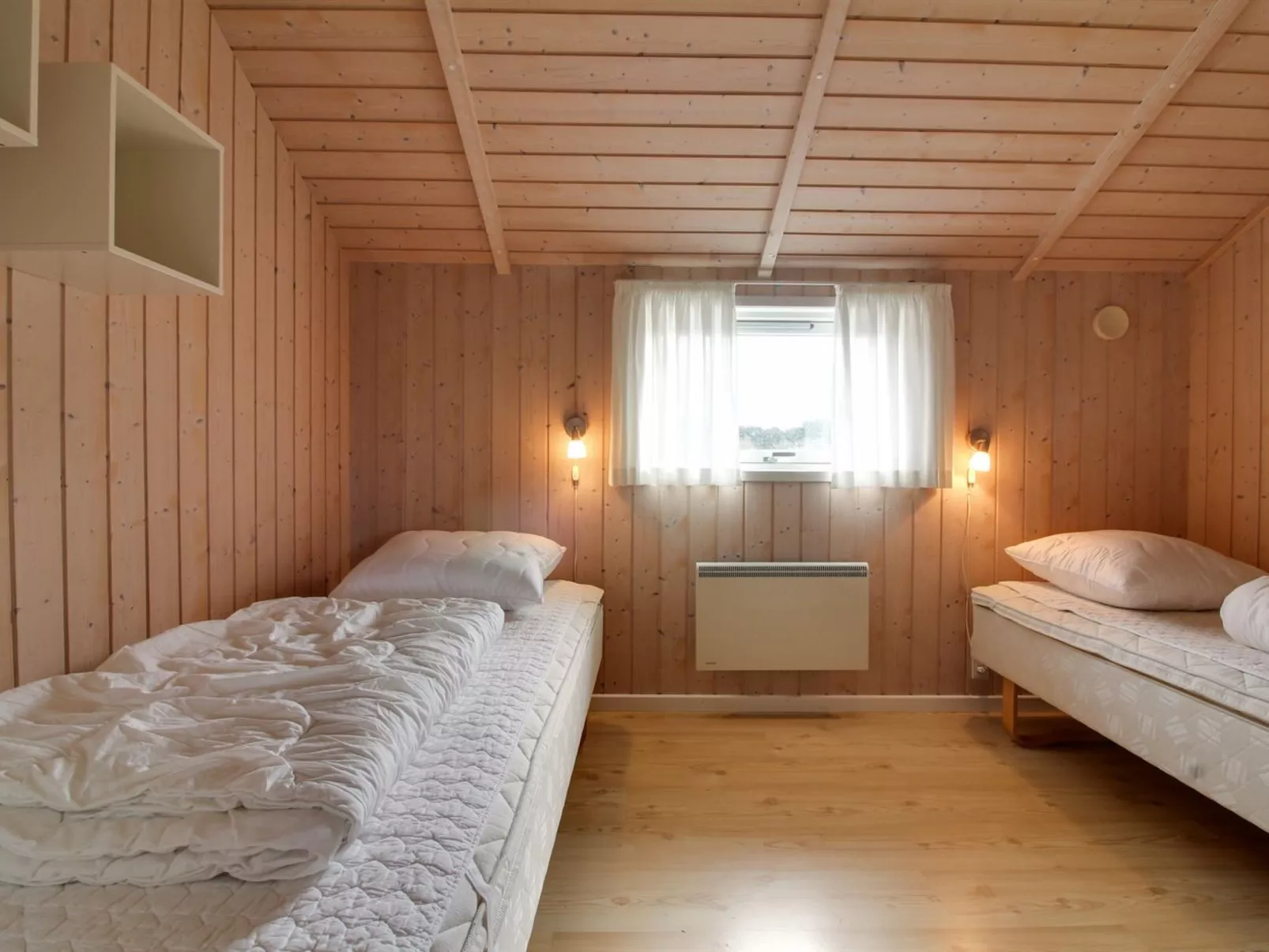 "Leya" - 1.2km from the sea-Inside
