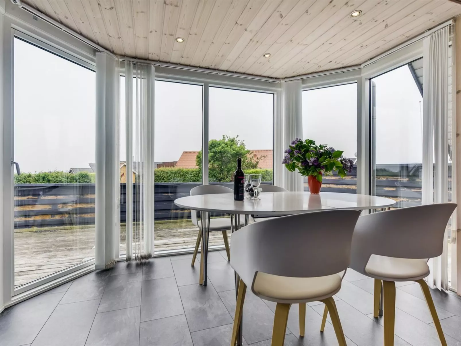 "Leve" - 200m from the sea-Inside