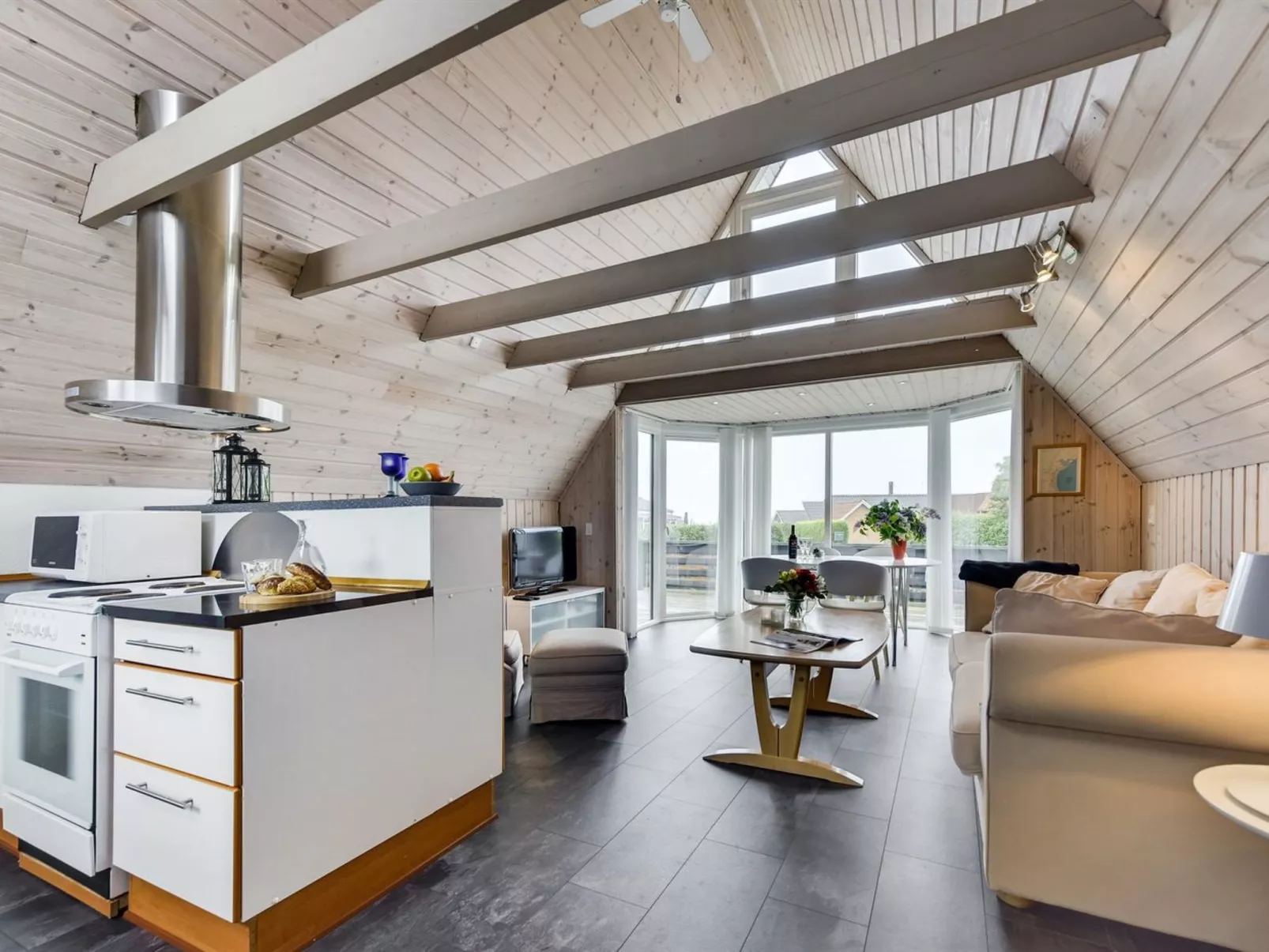 "Leve" - 200m from the sea-Inside