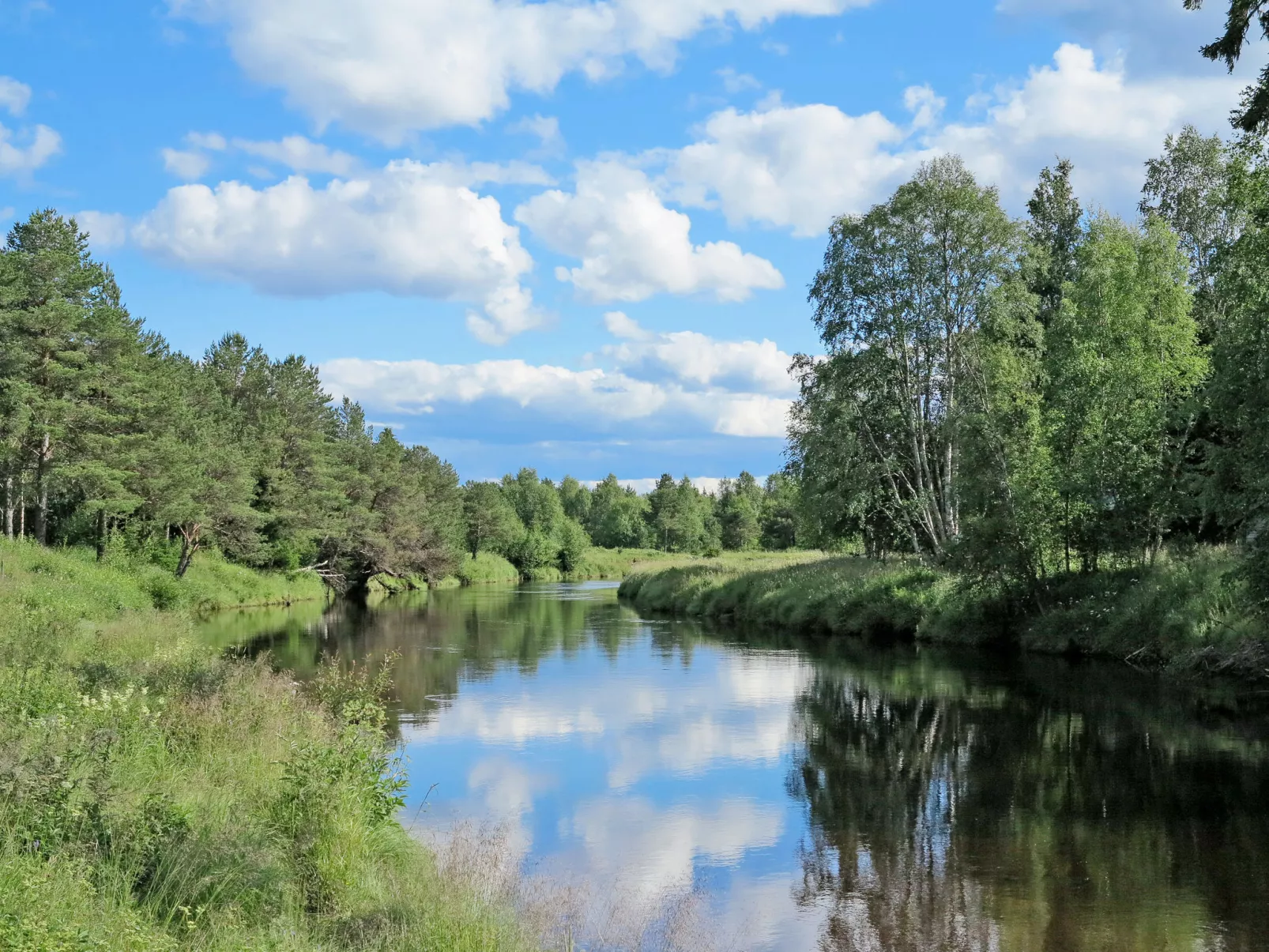 Vemhån Byn-Outside
