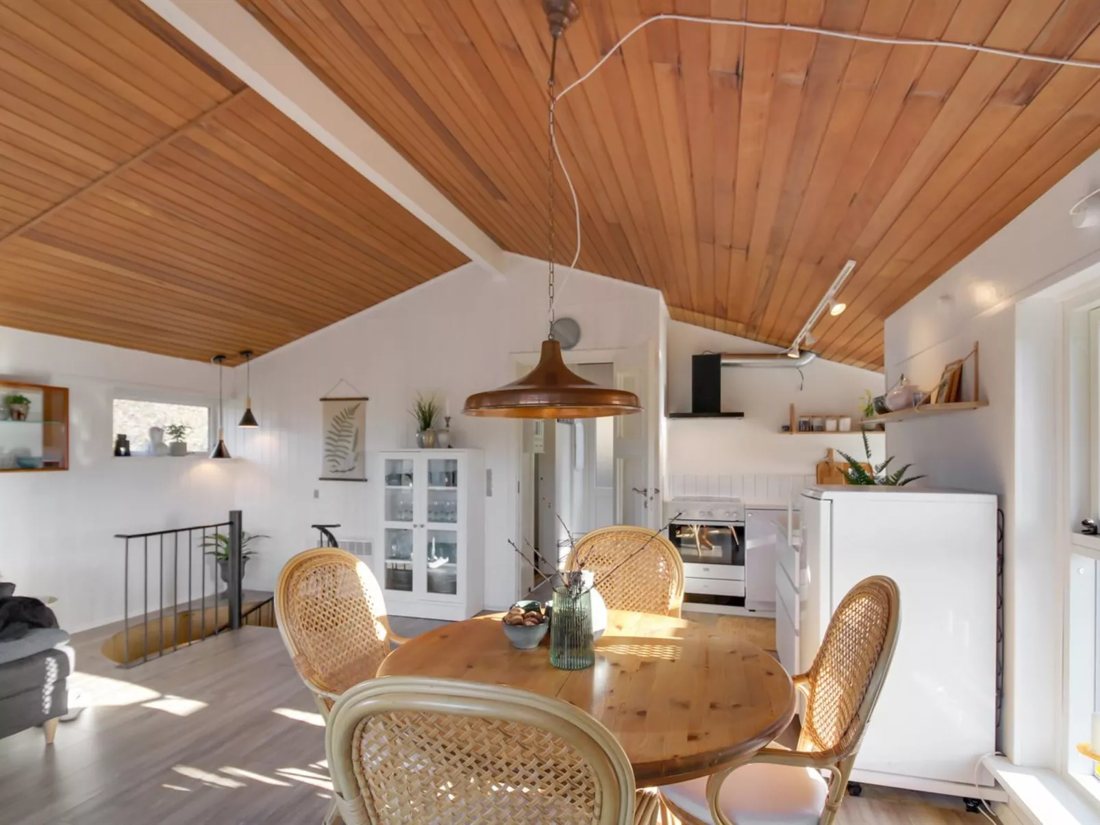 "Takenya" - 400m from the sea-Inside