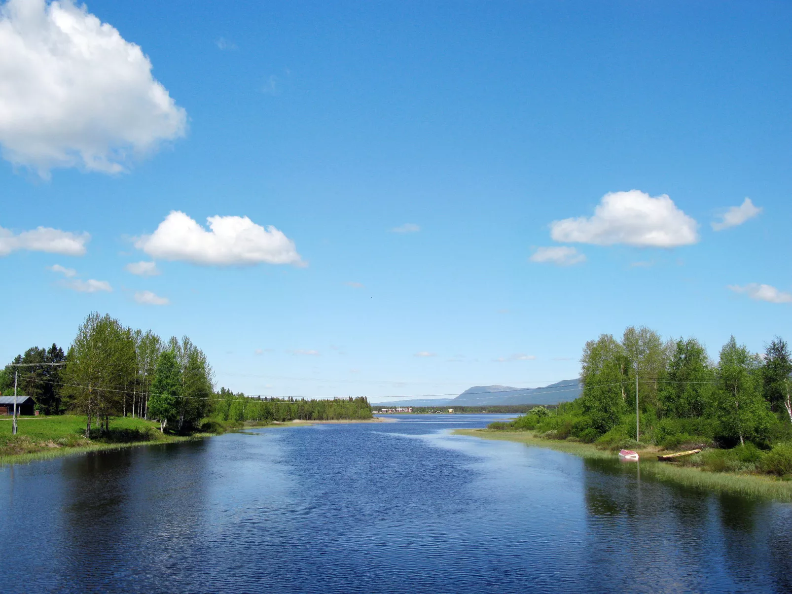 Vemhån Byn-Outside
