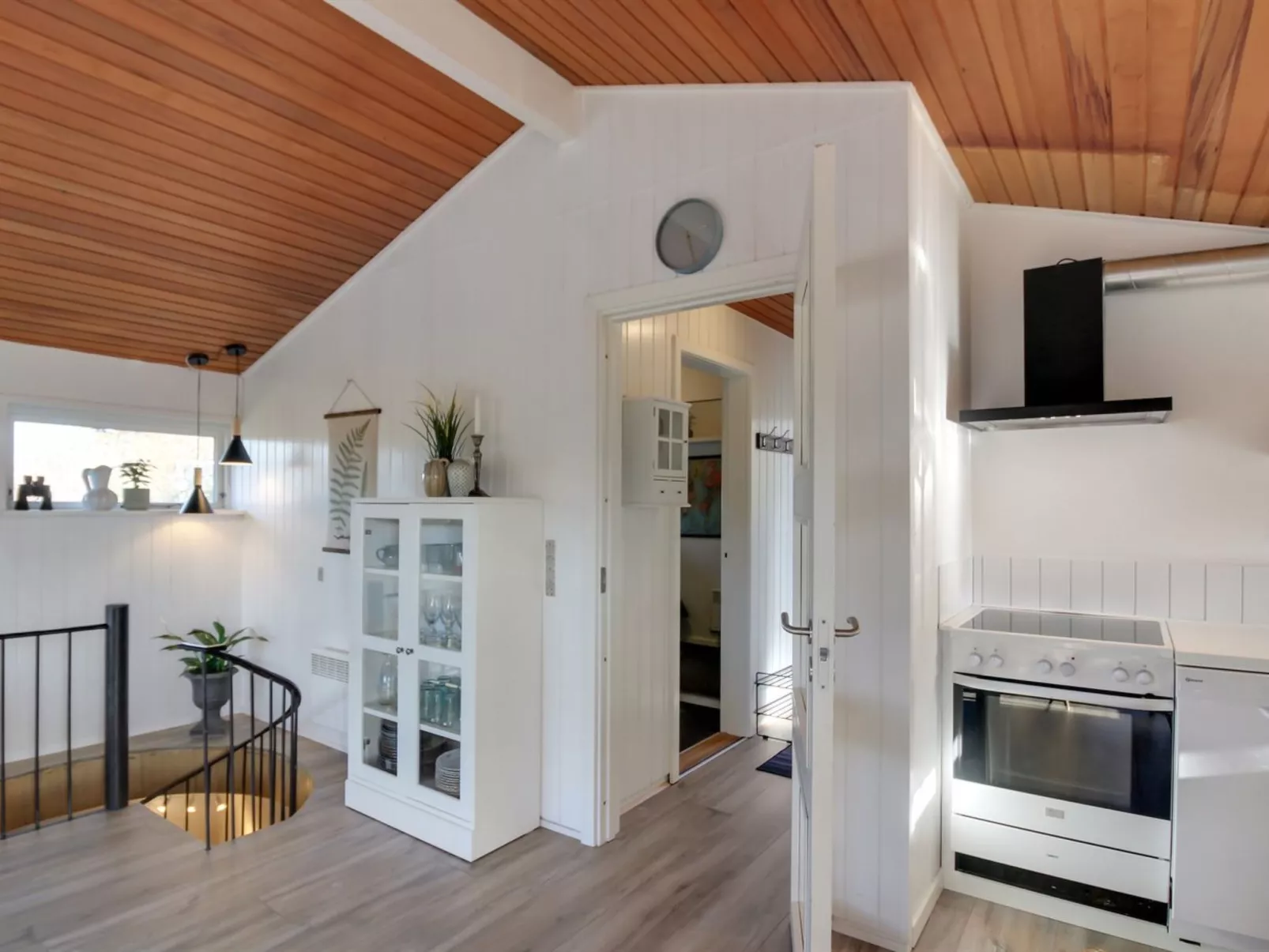 "Takenya" - 400m from the sea-Inside