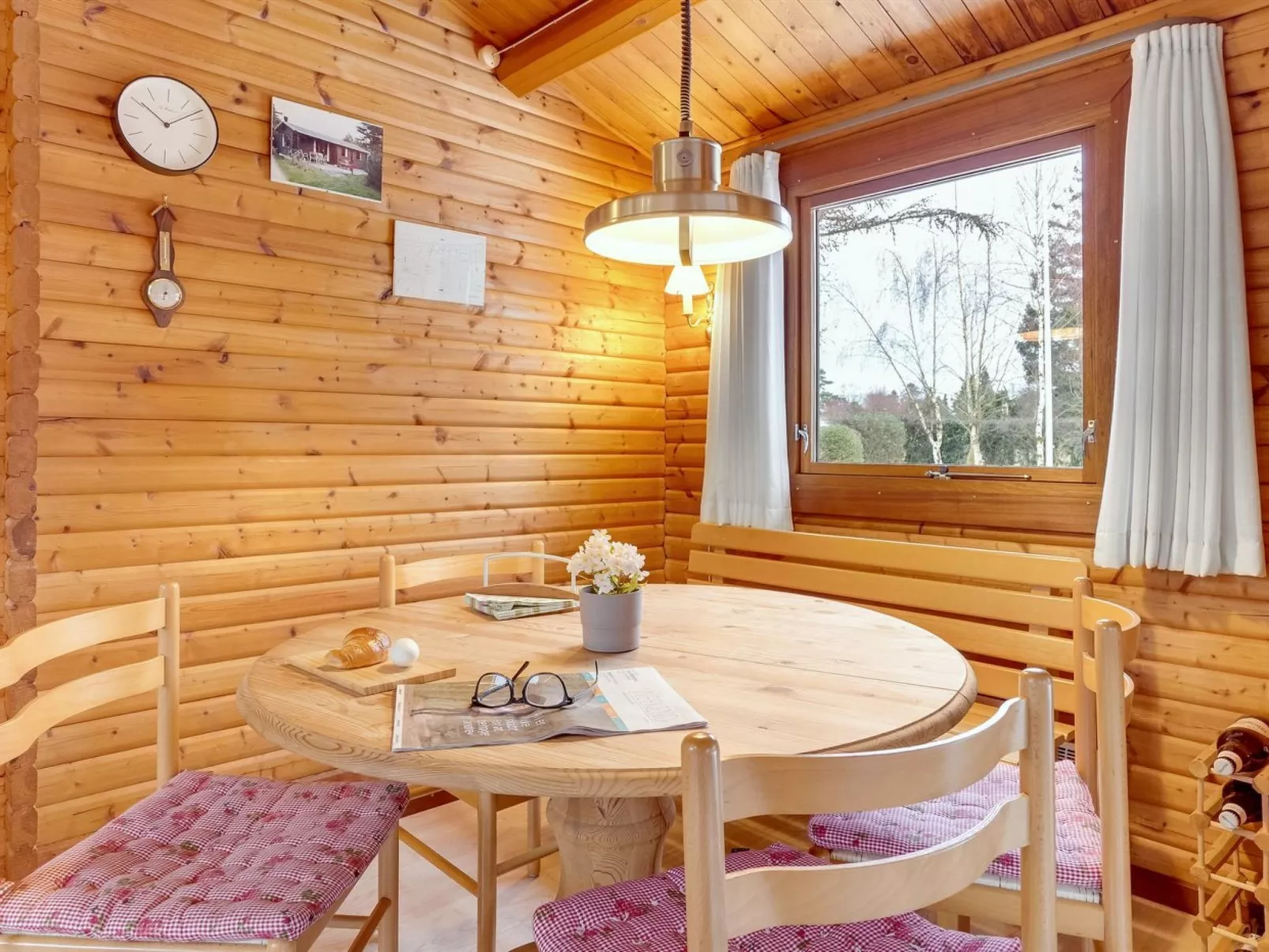 "Agda" - 100m from the sea-Drinnen