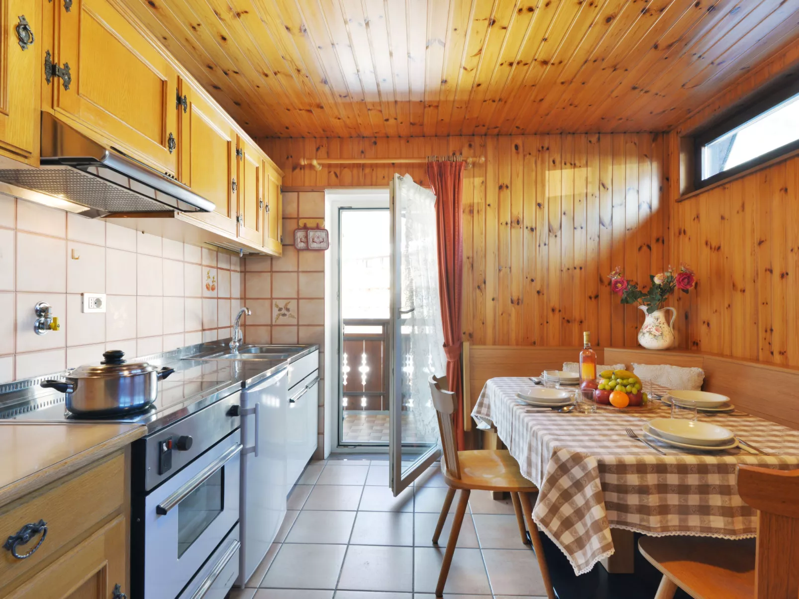 Cincelli - Marmolada-Inside