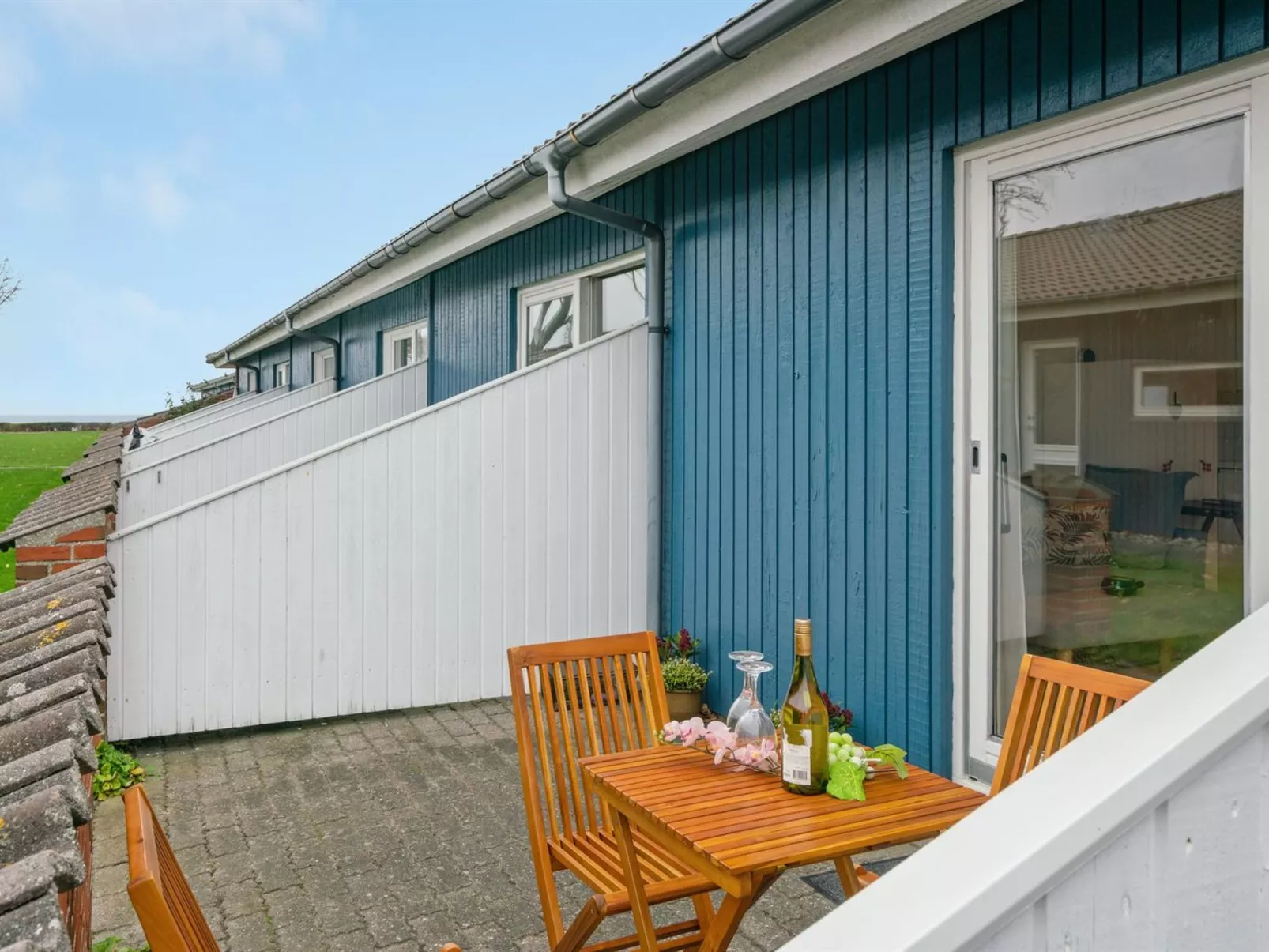 "Reinmoth" - 100m from the sea-Draußen