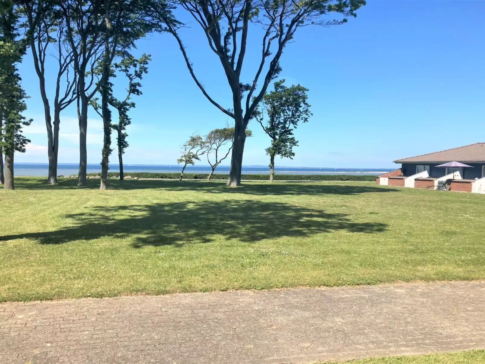 "Reinmoth" - 100m from the sea-Draußen