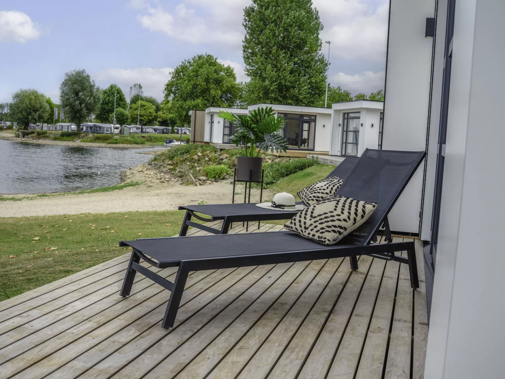 MarinaPark Bad Nederrijn-Outside