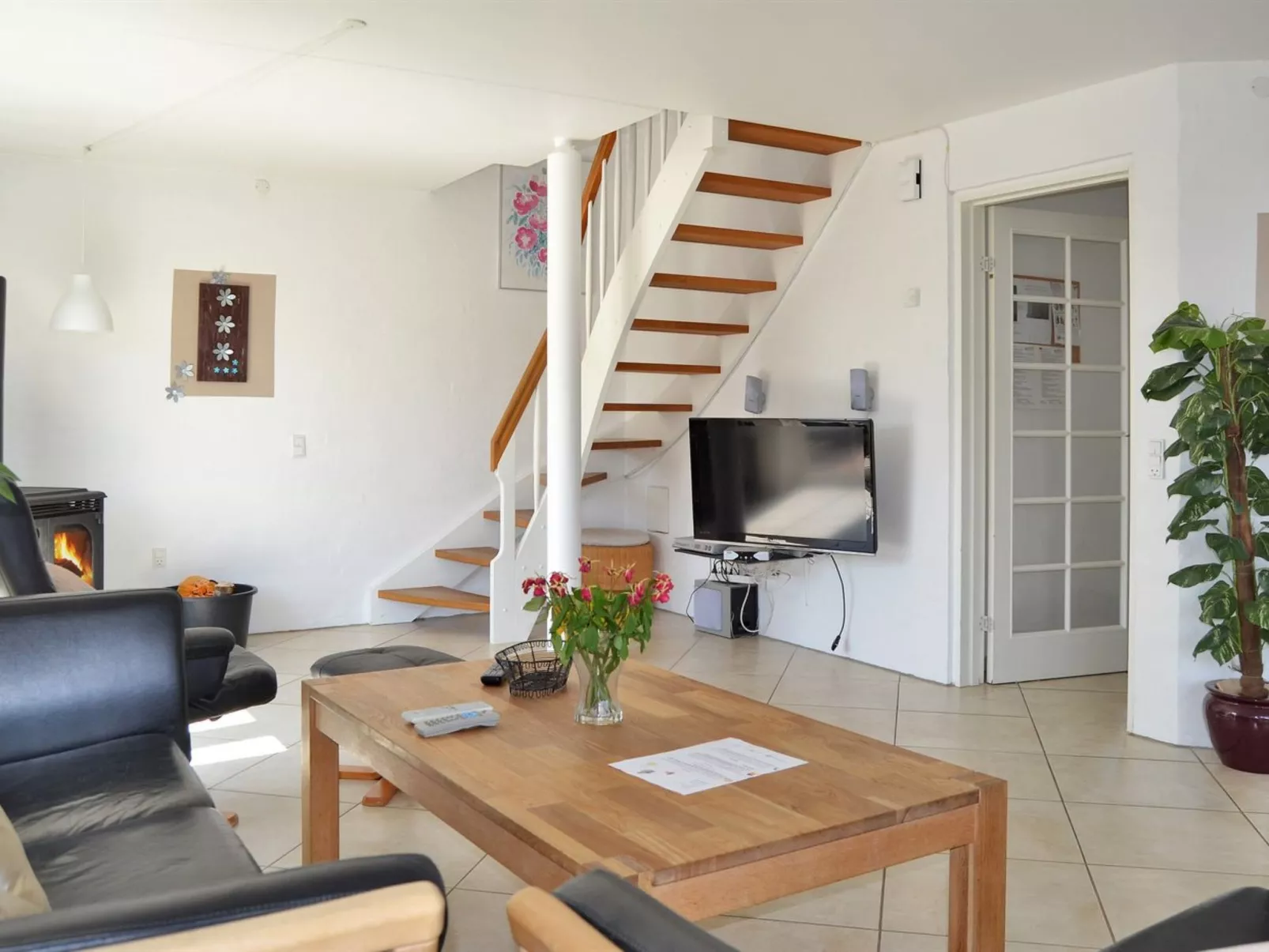 "Joonas" - 100m from the sea-Inside