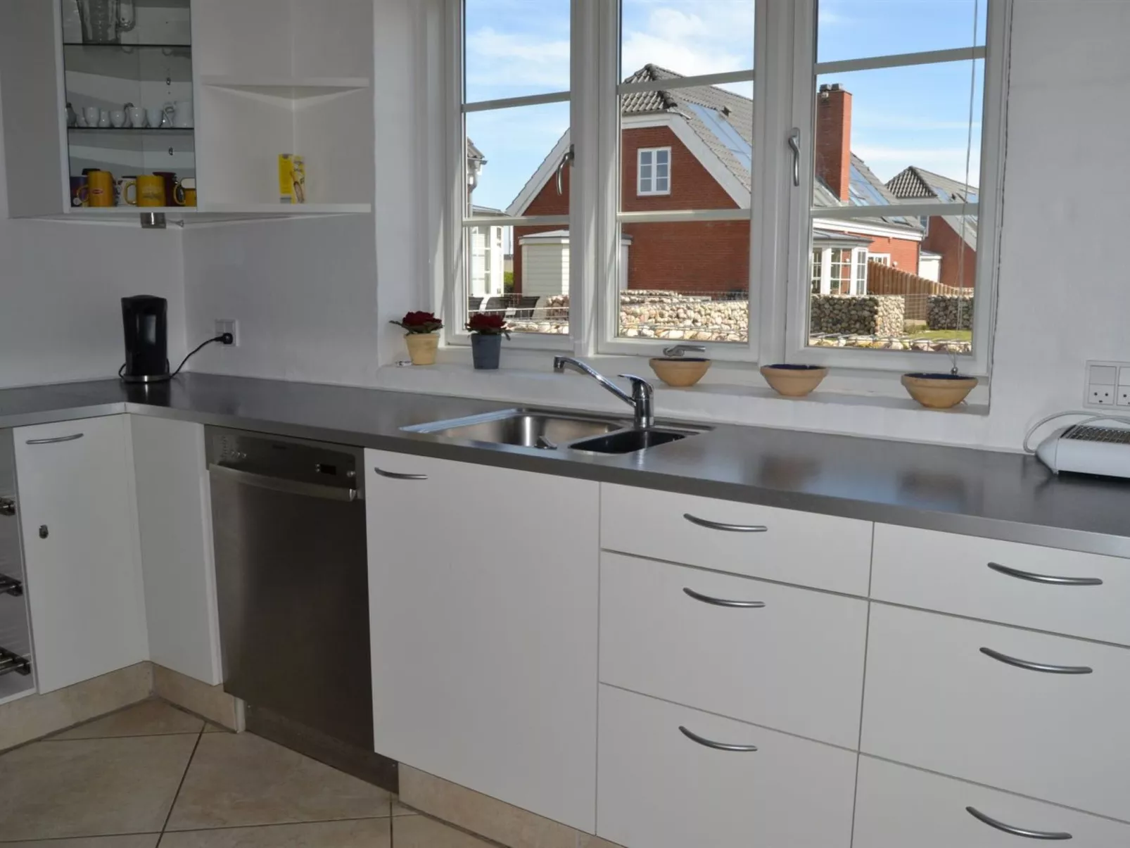 "Joonas" - 100m from the sea-Inside