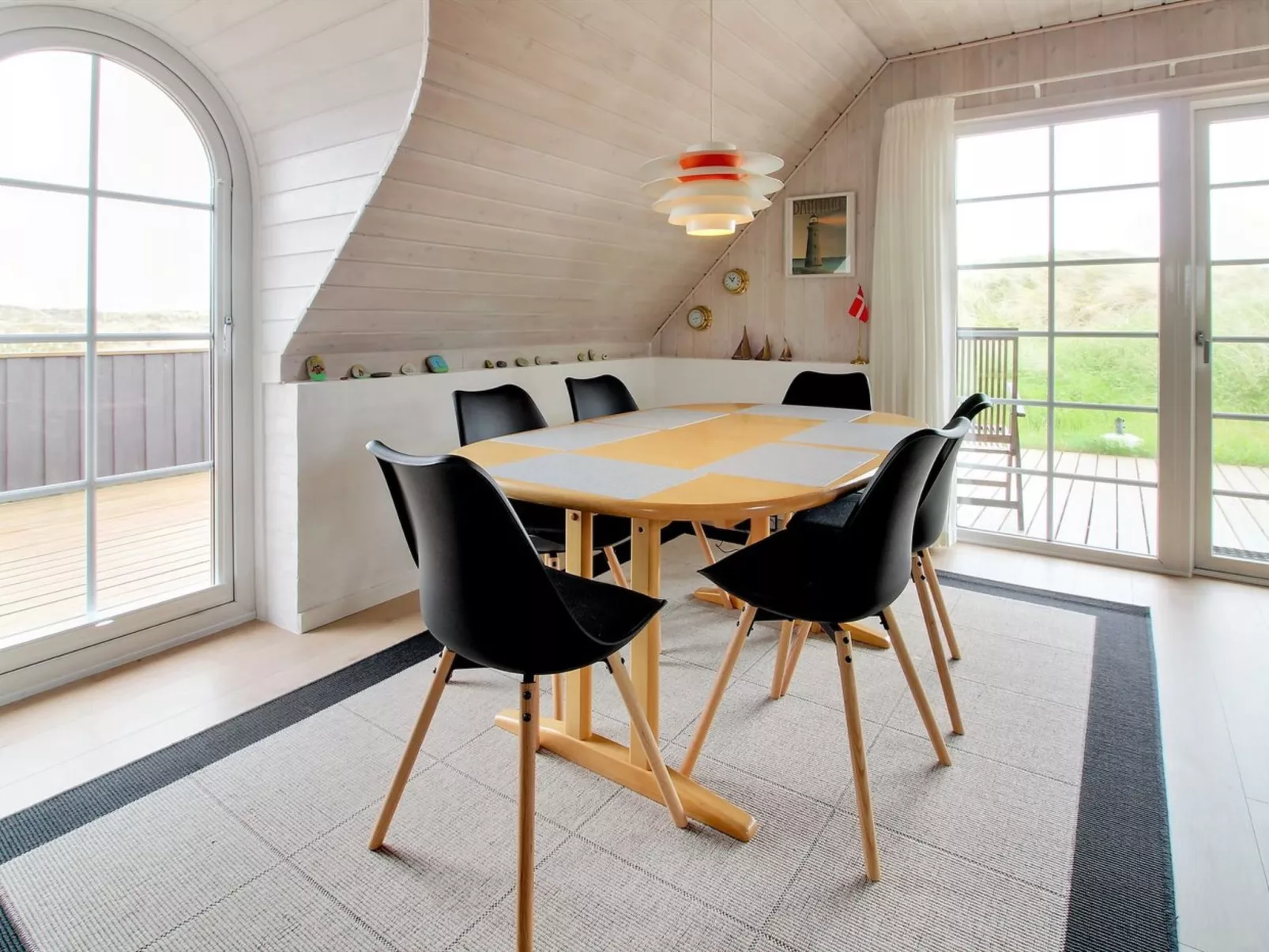 "Slava" - 250m from the sea-Inside