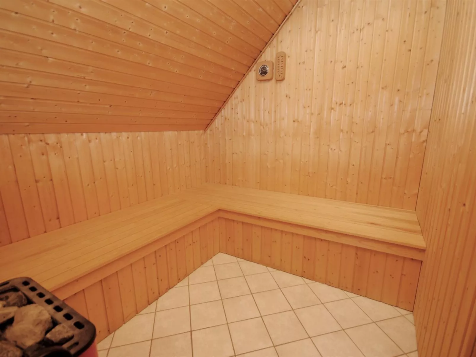"Slava" - 250m from the sea-Inside