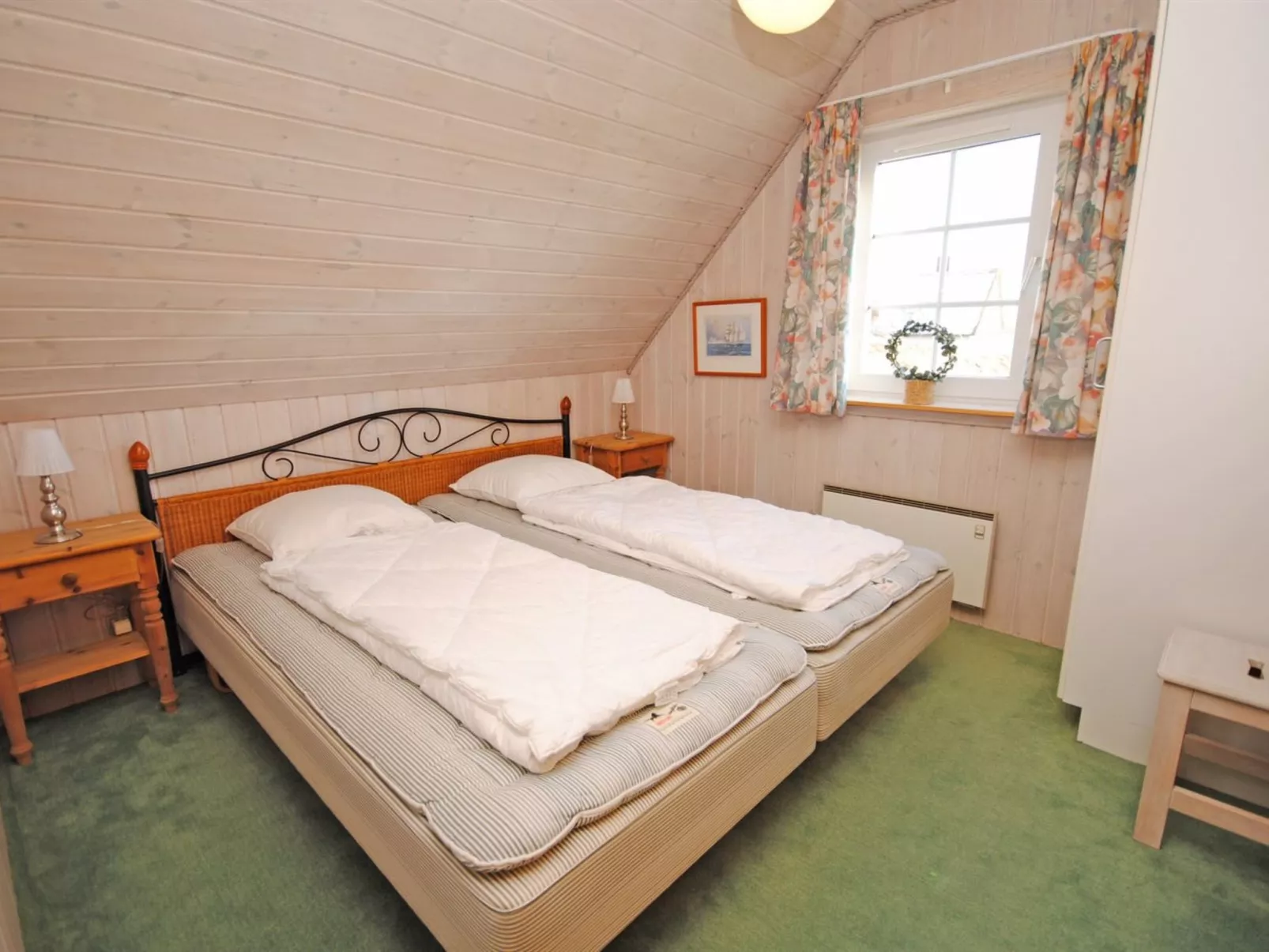 "Slava" - 250m from the sea-Inside