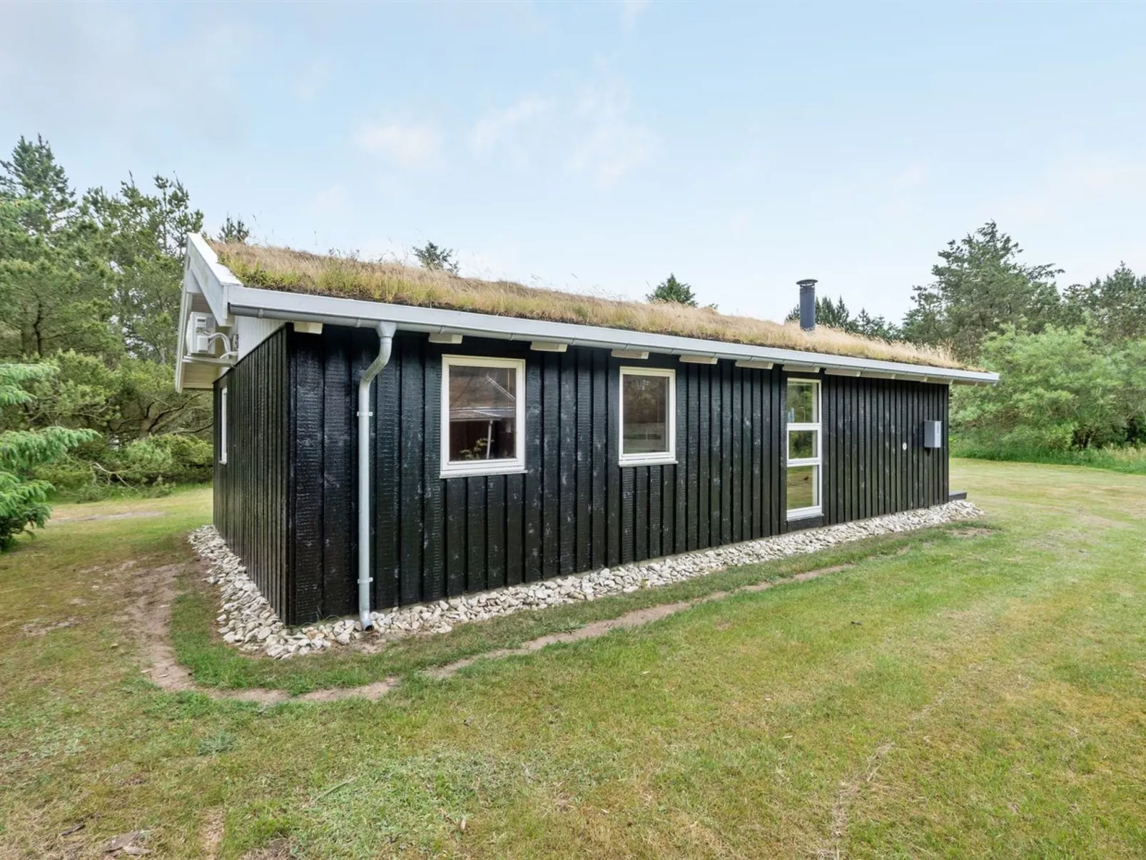 "Svantepolk" - 1.1km from the sea-Drinnen