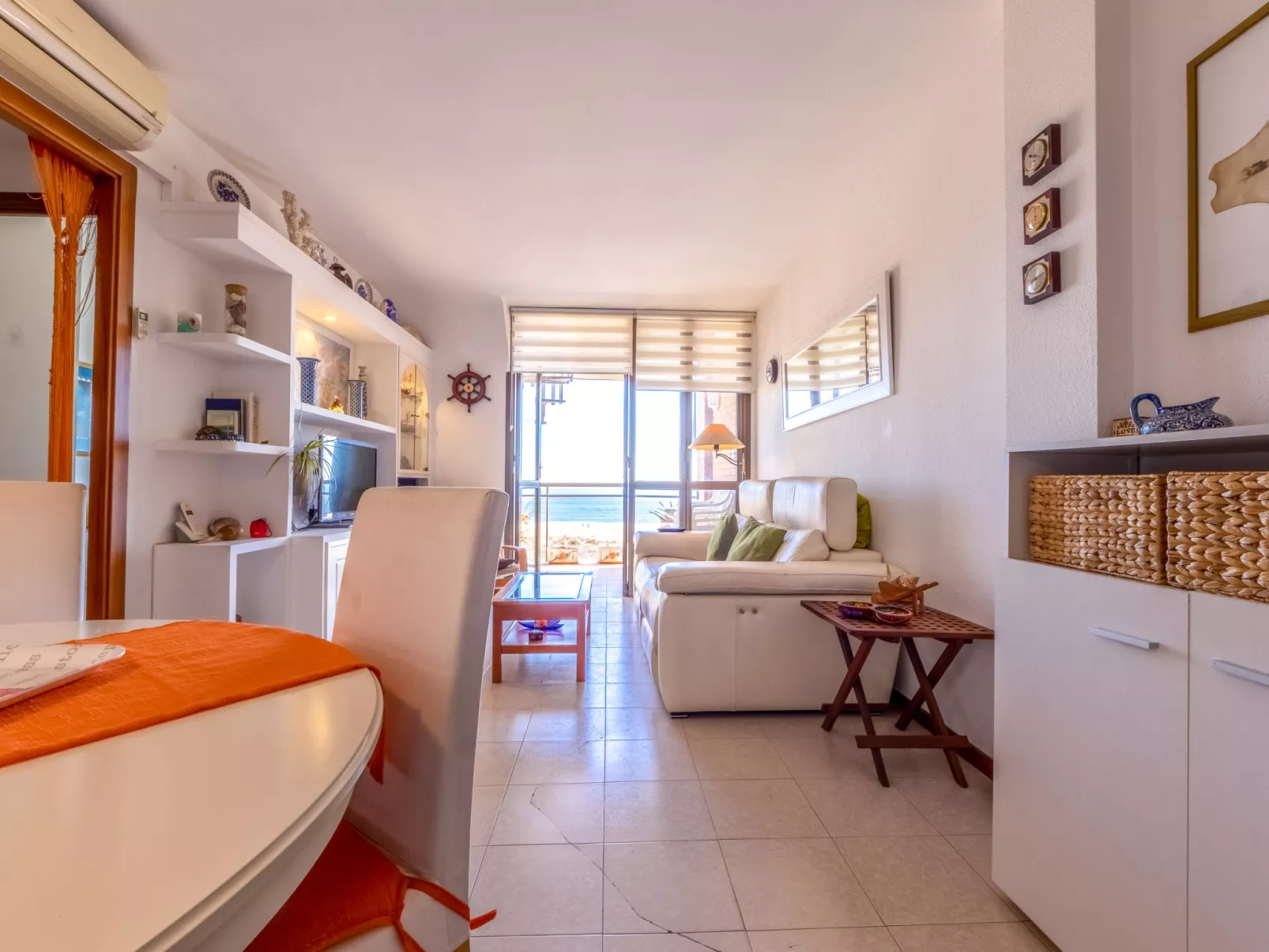 Solarium III-Inside