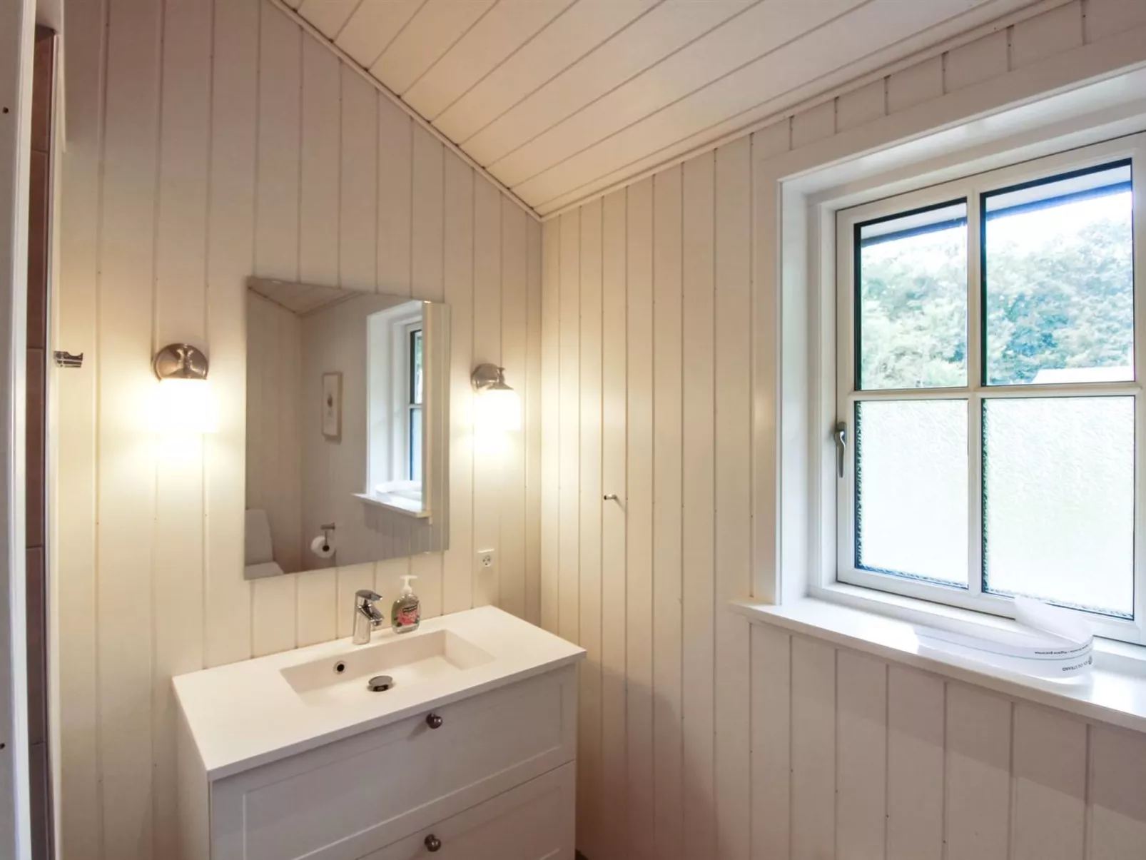 "Colette" - 700m from the sea-Outside