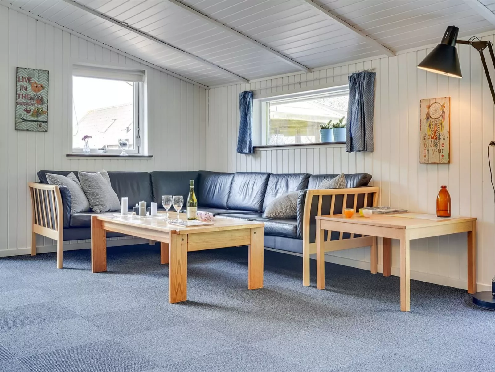 "Elinbjörn" - 1km from the sea-Inside